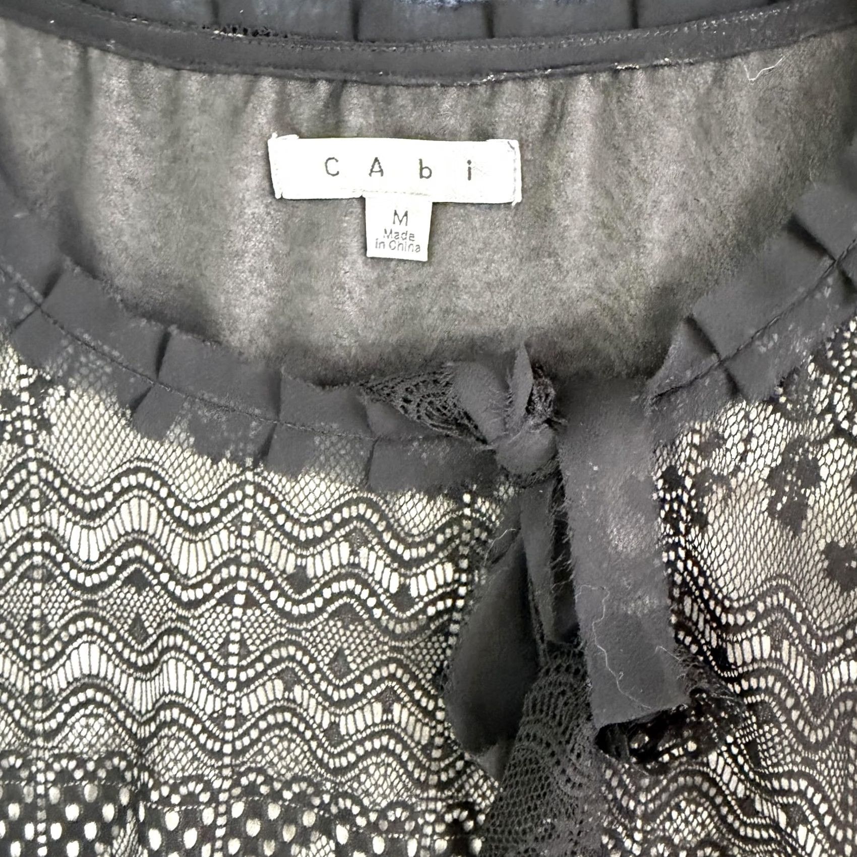 Vintage CAbi Blouse Womens M Black Lace Sleeveless Bow Ruffle Lined Dressy Top Size M / US 6-8 / IT 42-44 - 2 Thumbnail