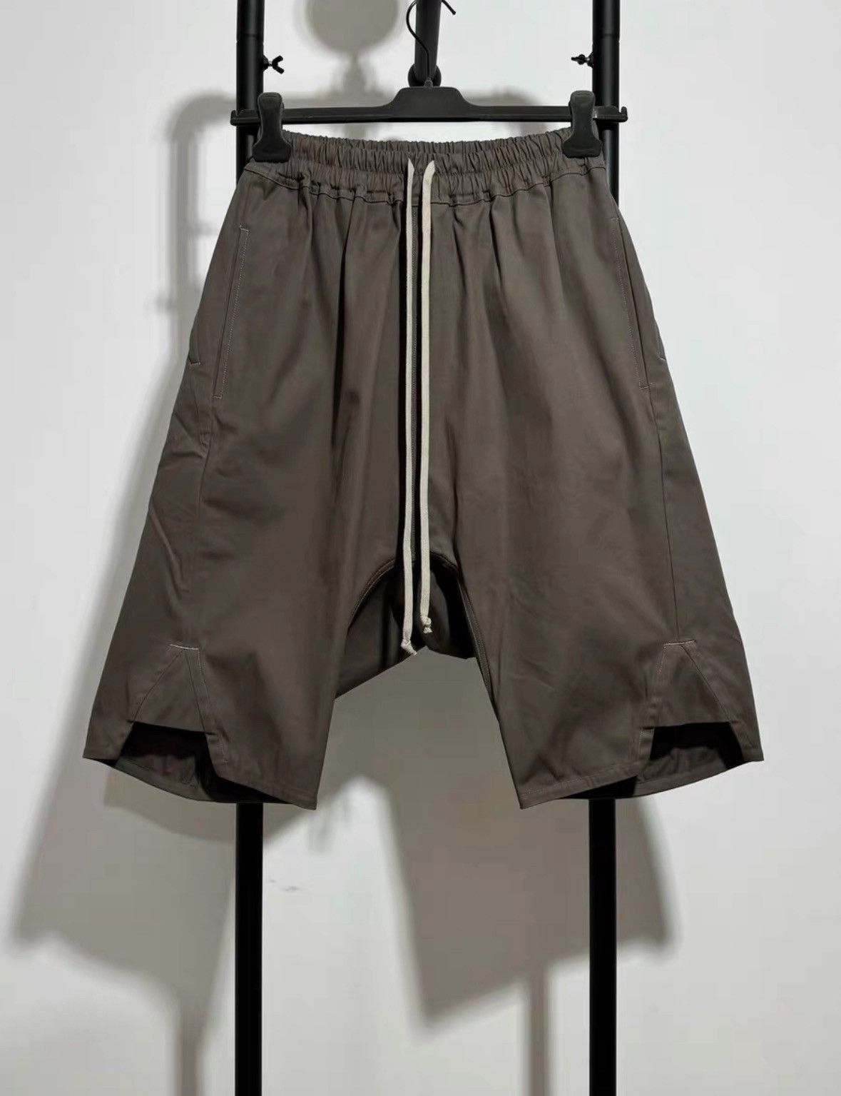 Rick Owens Rick Owens Pant split shorts-2505 Size US 30 / EU 46 - 1 Thumbnail