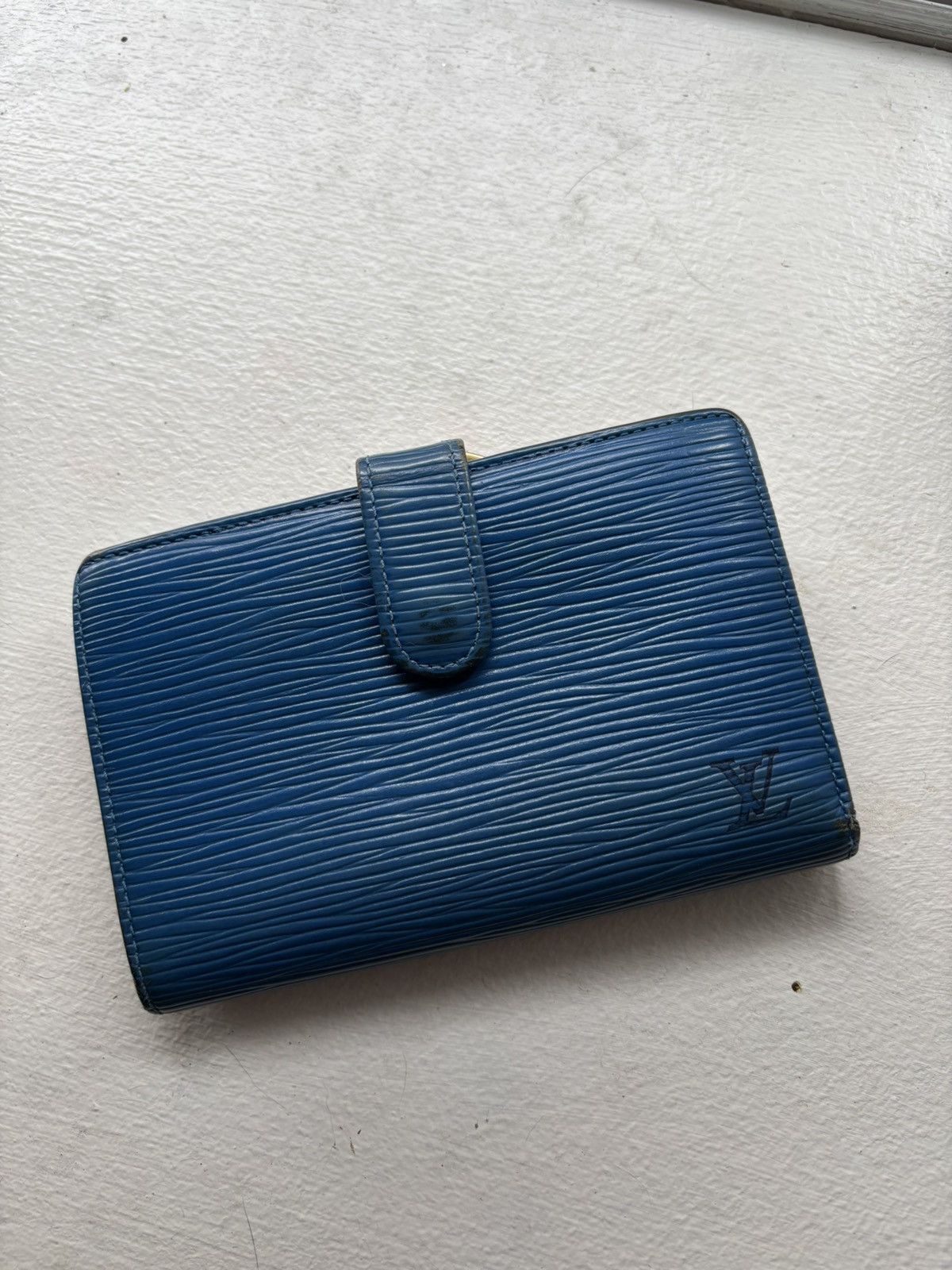 Louis Vuitton Authentic Louis Vuitton Blue Wallet Size ONE SIZE - 1 Thumbnail
