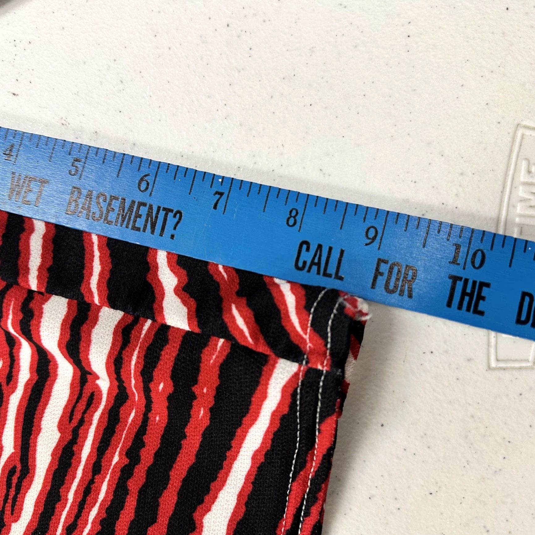Vintage Vintage Zubaz Bike Shorts Mens M Zebra Stripe 90s Bike Shorts Mens Zebra Stripe 90s Size US 31 - 3 Thumbnail