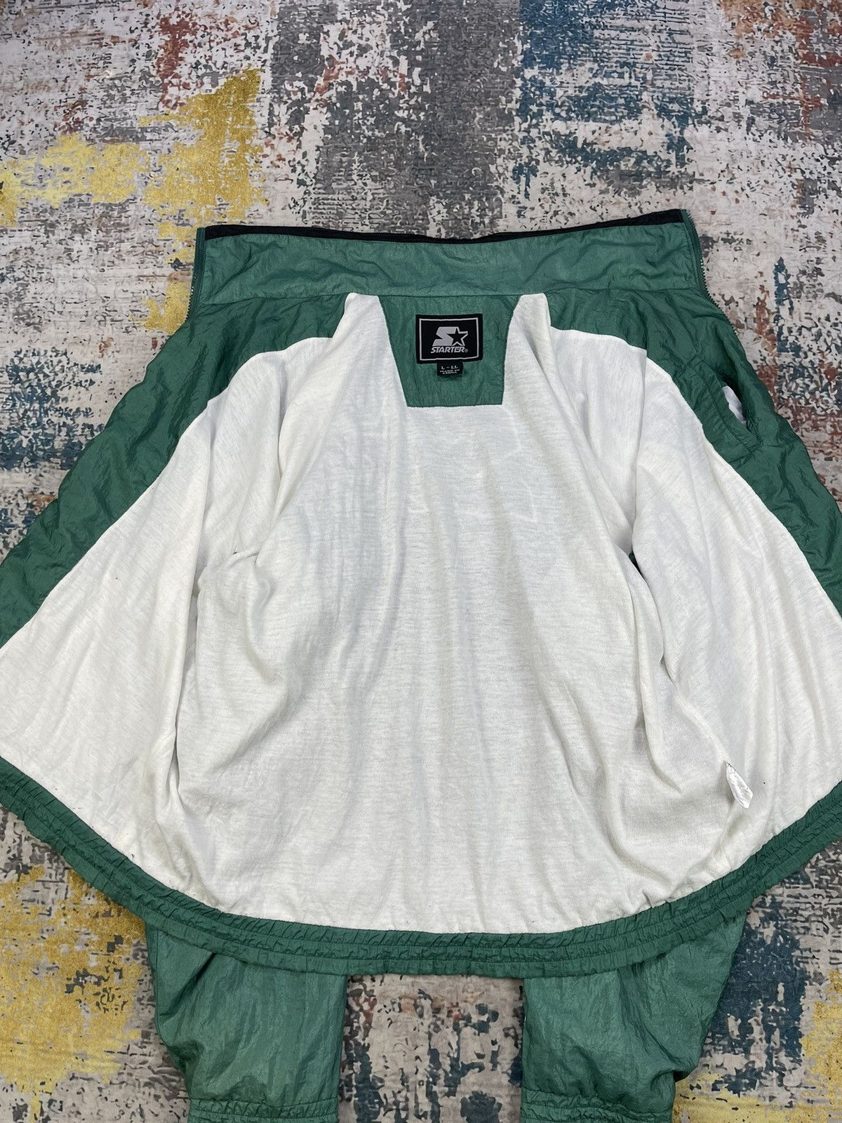 Starter Vtg 90s Starter Back Hit Big Logo Nylon Windbreaker Size US L / EU 52-54 / 3 - 9 Thumbnail