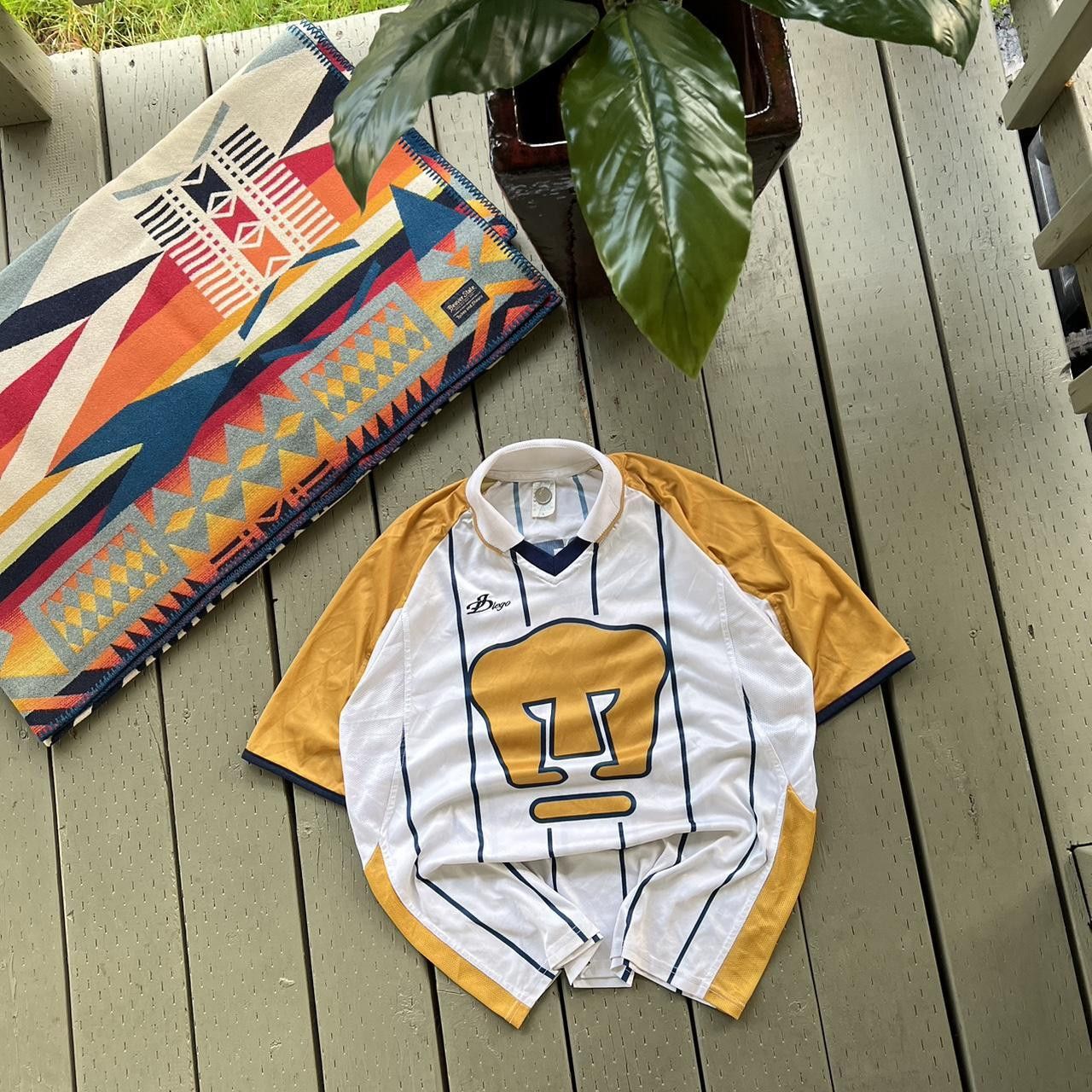 Vintage PUMAS UNAM soccer jersey Size US L / EU 52-54 / 3 - 3 Thumbnail