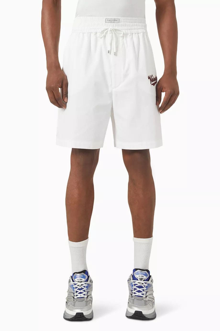 Valentino o1y0525 Logo Short in White Size US 36 / EU 52 - 1 Thumbnail