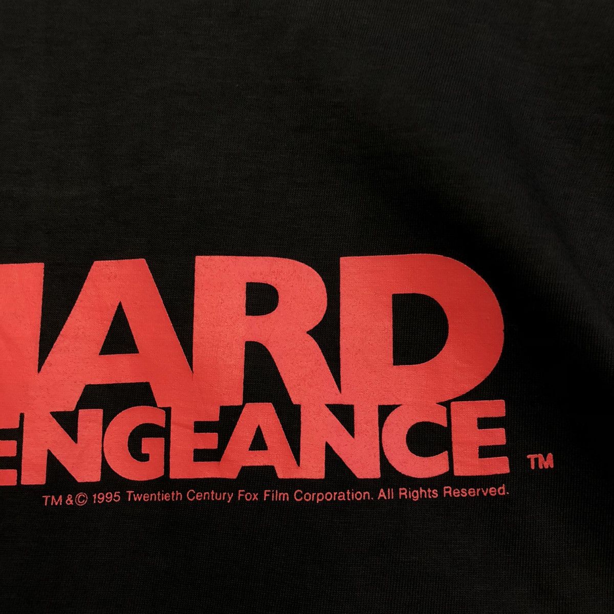 Vintage Vintage Die Hard With A Vengeance Movie Promo Tshirt Size US L / EU 52-54 / 3 - 4 Thumbnail