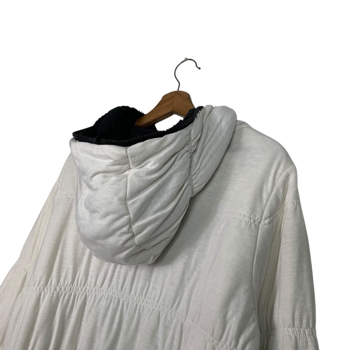 Japanese Brand GHOST of HARLEM Skulls Puffer Hoodie Jacket #2509-C113 Size ONE SIZE - 9 Thumbnail