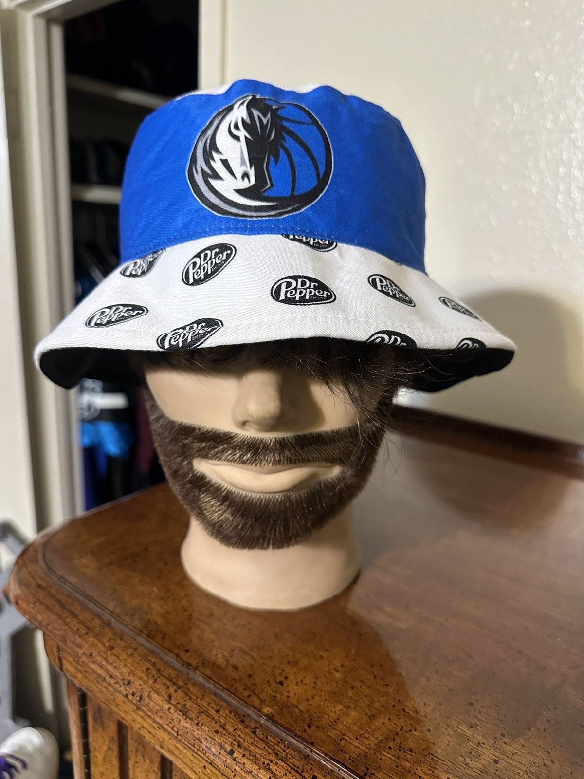NBA × Vintage Vintage NBA Dr. Pepper Dallas Mavericks bucket hat 00s Size ONE SIZE - 1 Thumbnail