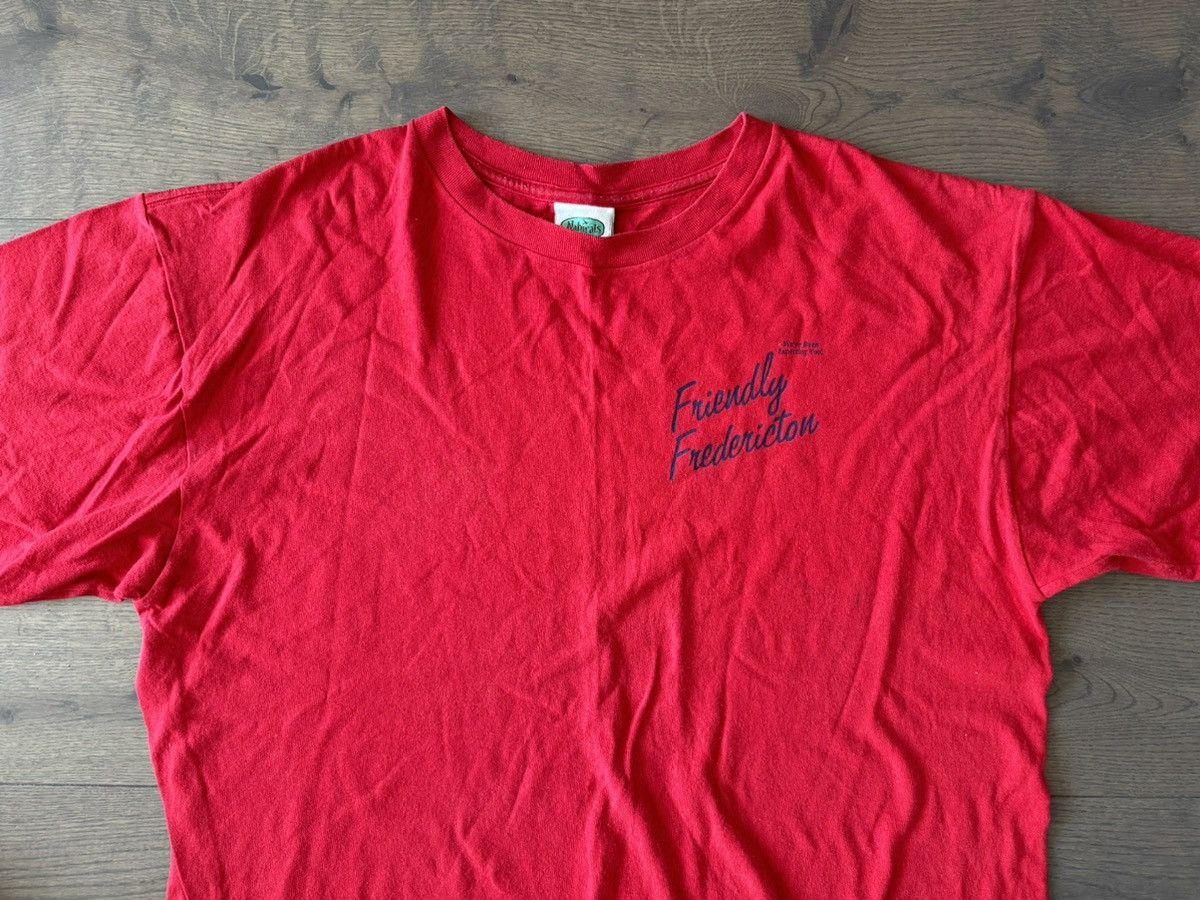 Vintage Naturals By Penman “Friendly Fredricton” Vintage Red T-Shirt Size US XL / EU 56 / 4 - 1 Thumbnail