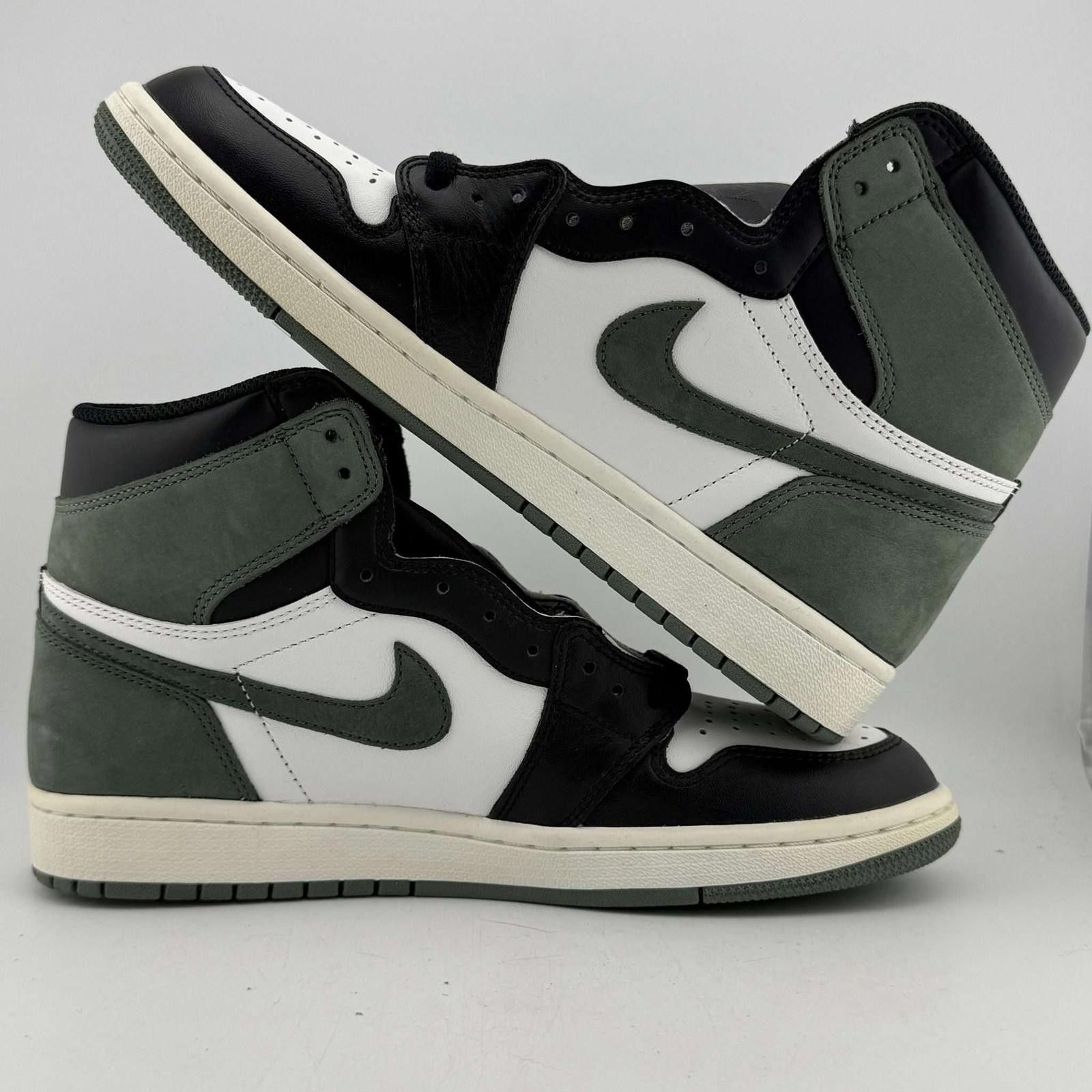 Jordan Brand Jordan 1 Clay Green US 9 New with Defects No Box 555088-135 Size US 9 / EU 42 - 7 Thumbnail