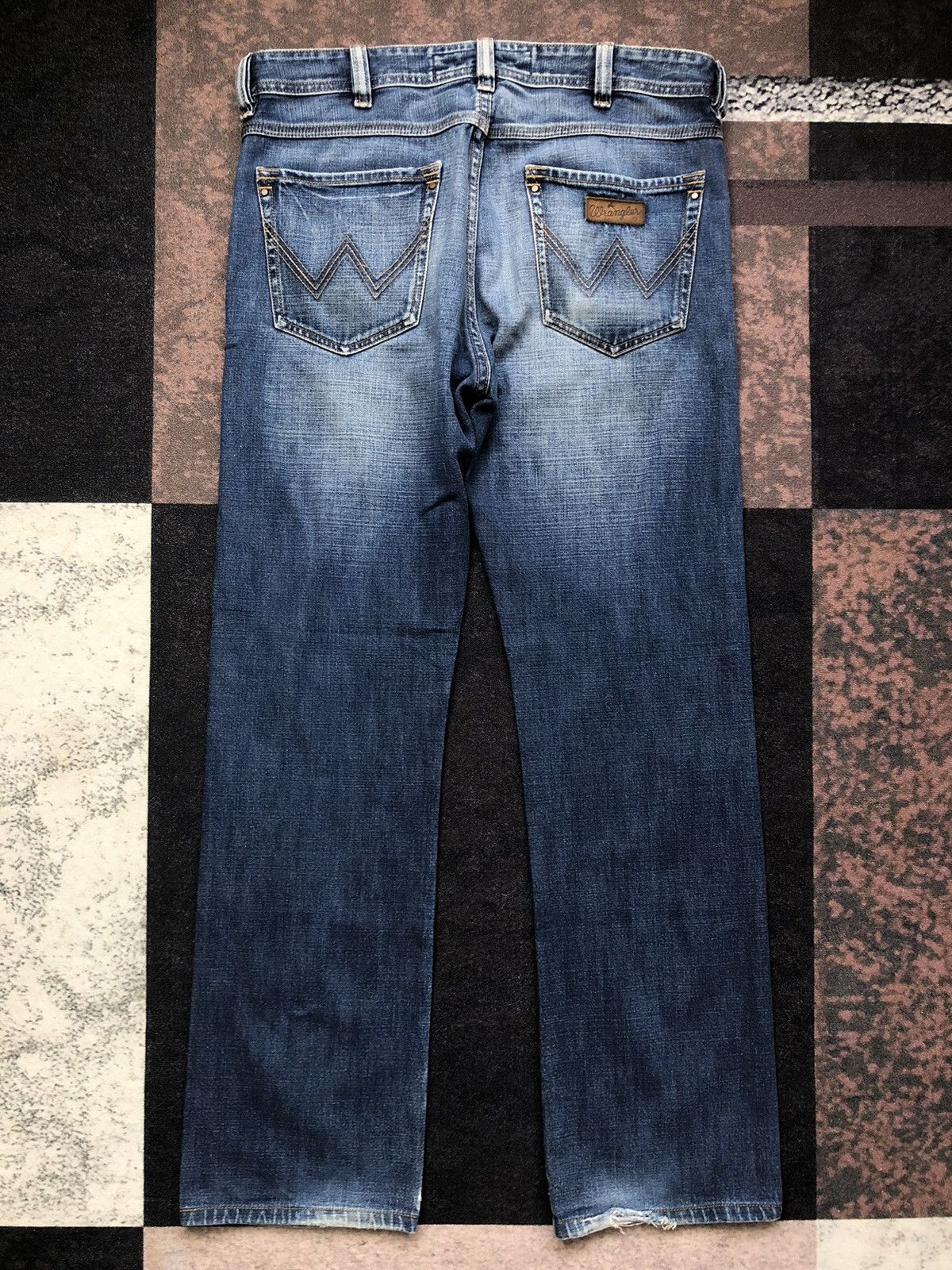 Vintage Vintage Wrangler Regular Fit Straight Jeans Size US 35 - 10 Thumbnail