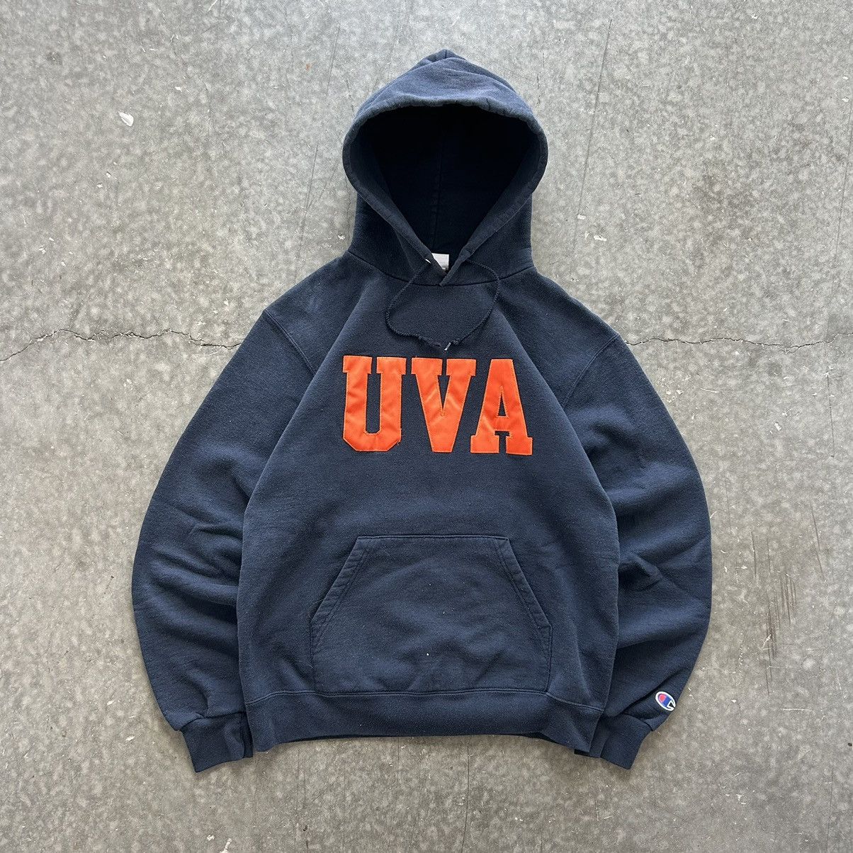 Vintage Vintage Y2K UVA Heavyweight Essential Hoodie Logo Skater M ...