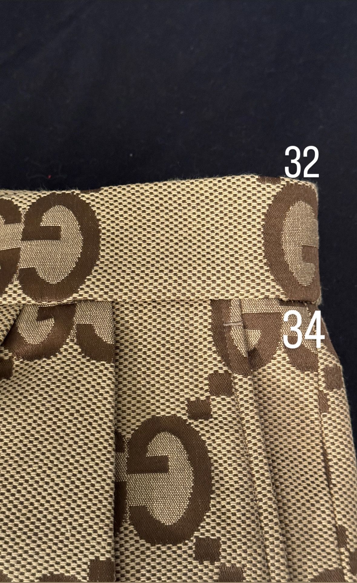 Gucci 50 L Gucci GG Canvas Beige Shorts Men Brown Wide Leg Size US 34 / EU 50 - 12 Thumbnail