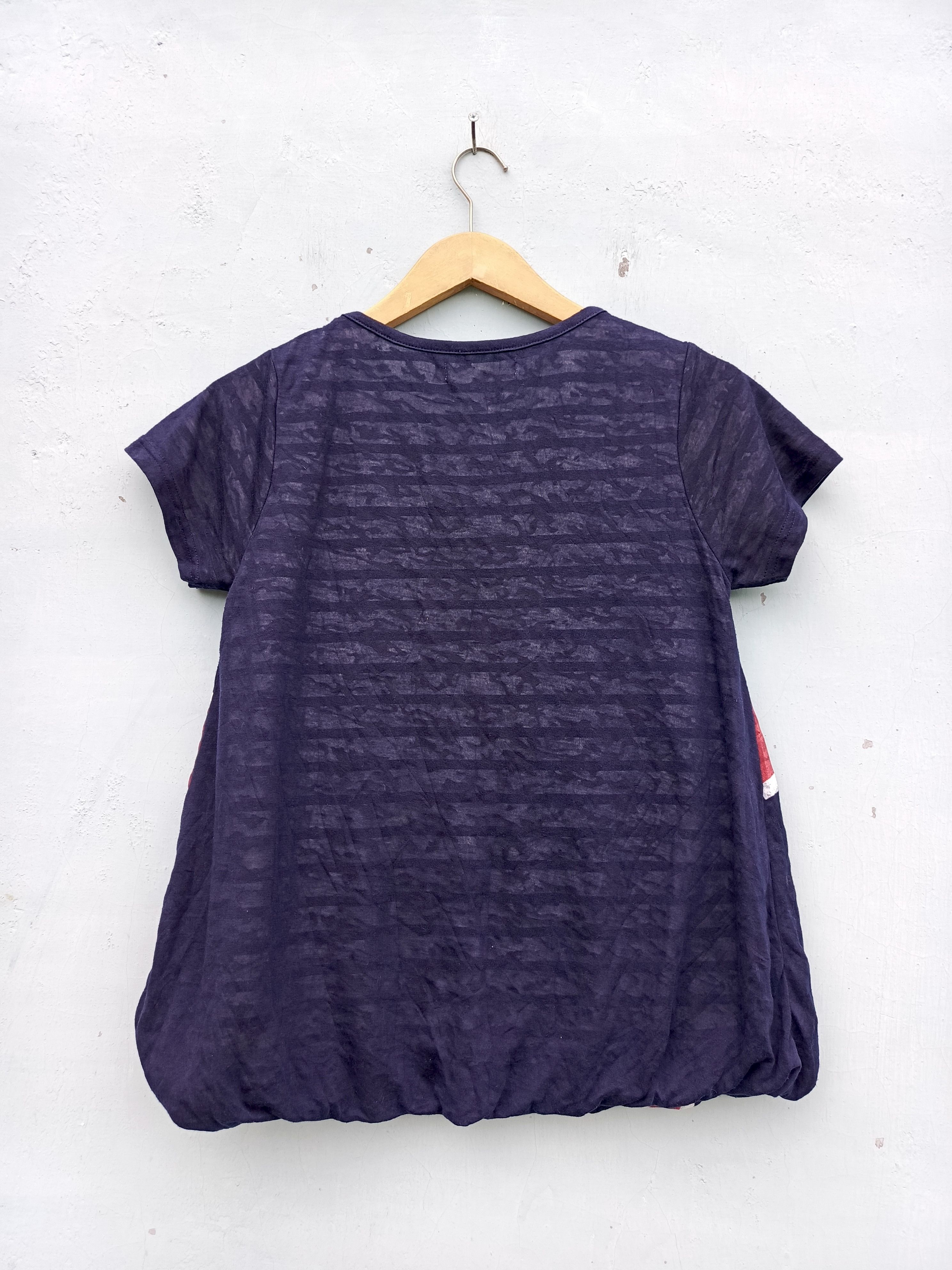 Japanese Brand Galyge British print women tshirt Size L / US 10 / IT 46 - 6 Thumbnail