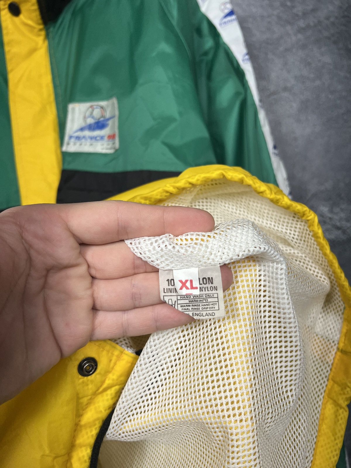 Vintage Rare Vintage Jamaica Fifa World Cup 1998 Jacket Windbreaker Size US XL / EU 56 / 4 - 11 Thumbnail