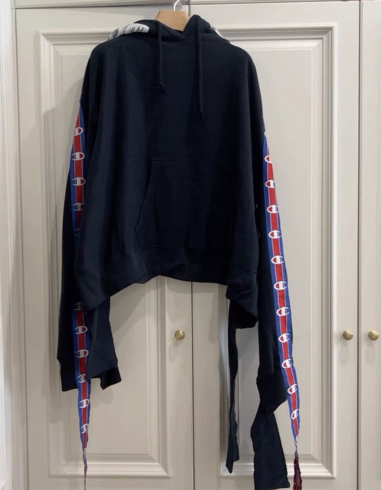 Vetements x champion in progress hoodie sale