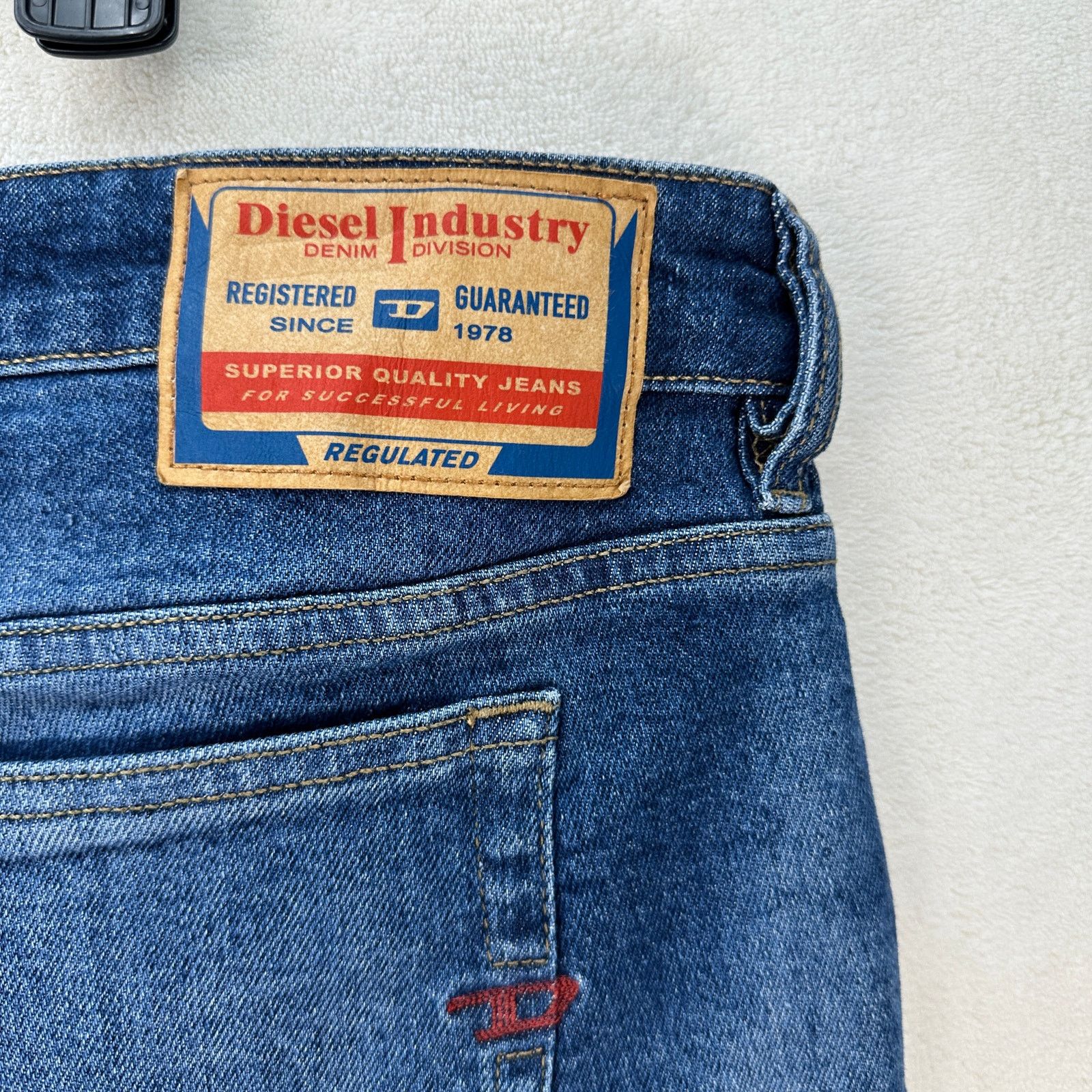 Diesel DIESEL INDUSTRY SLEENKER MEN'S 38X30 TAPER STRAIGHT JEANS MA Size US 38 / EU 54 - 9 Thumbnail