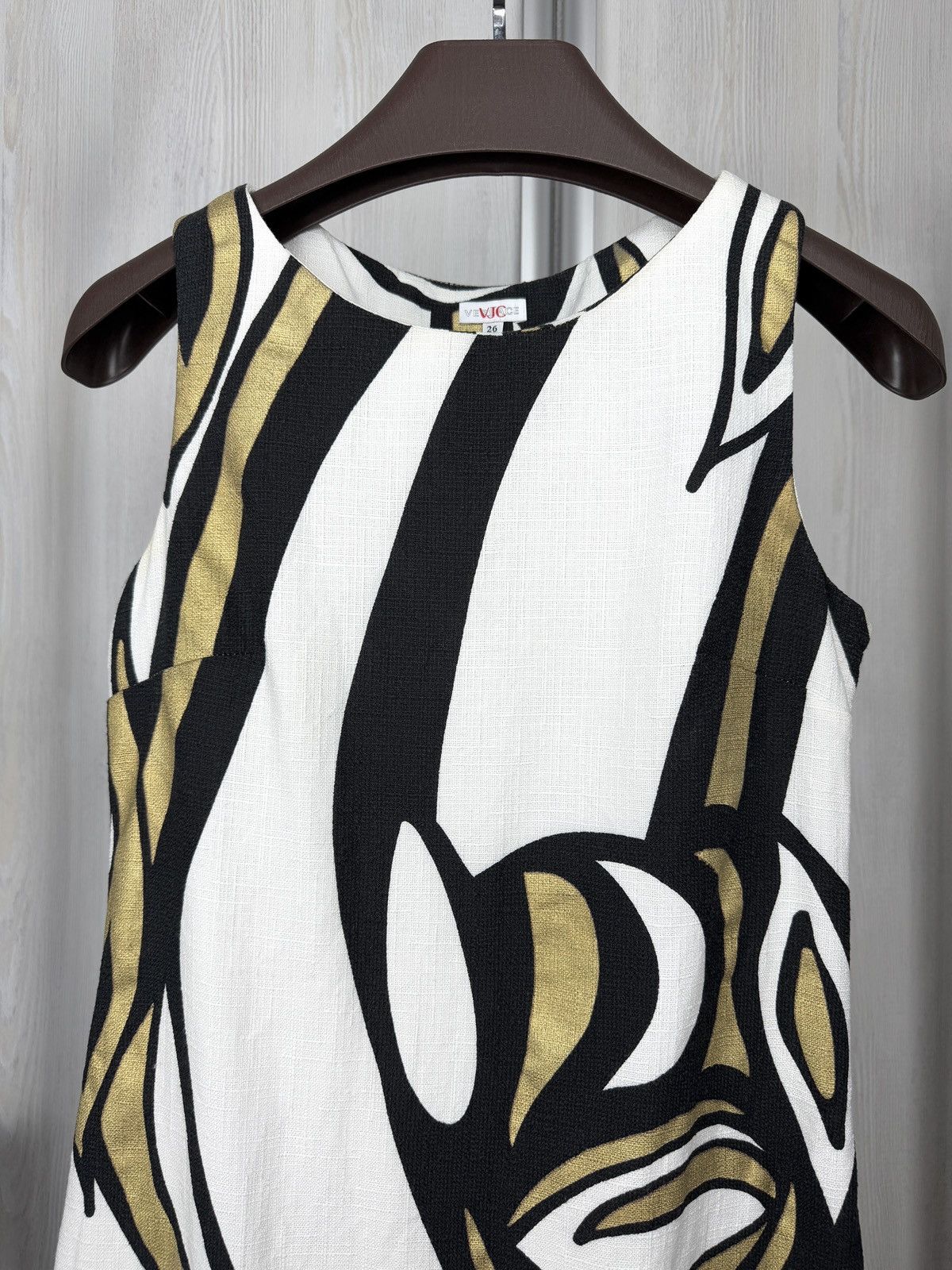 Versace Jeans Couture Versace Jeans Couture white abstract print knee length dres Size S / US 4 / IT 40 - 3 Thumbnail