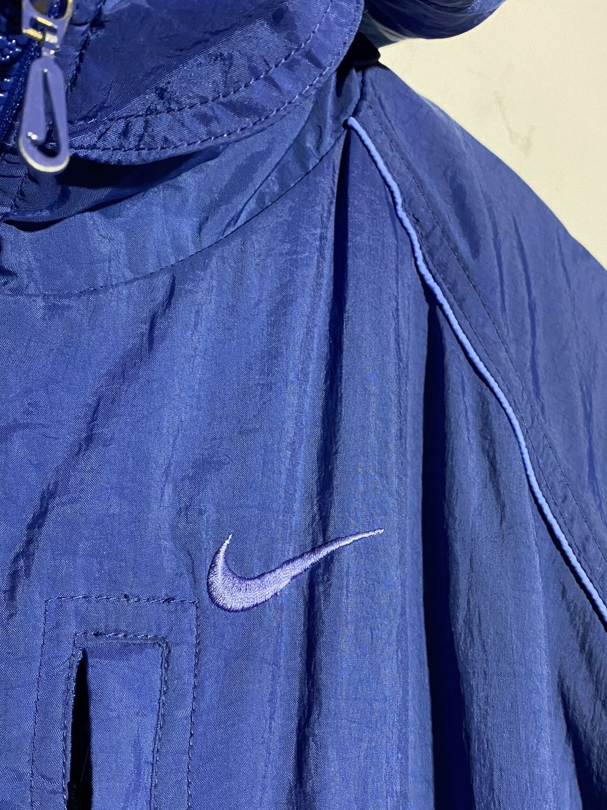 Nike Vintage 90s Light Nike Nylon Jacket Blue Size US M / EU 48-50 / 2 - 4 Thumbnail
