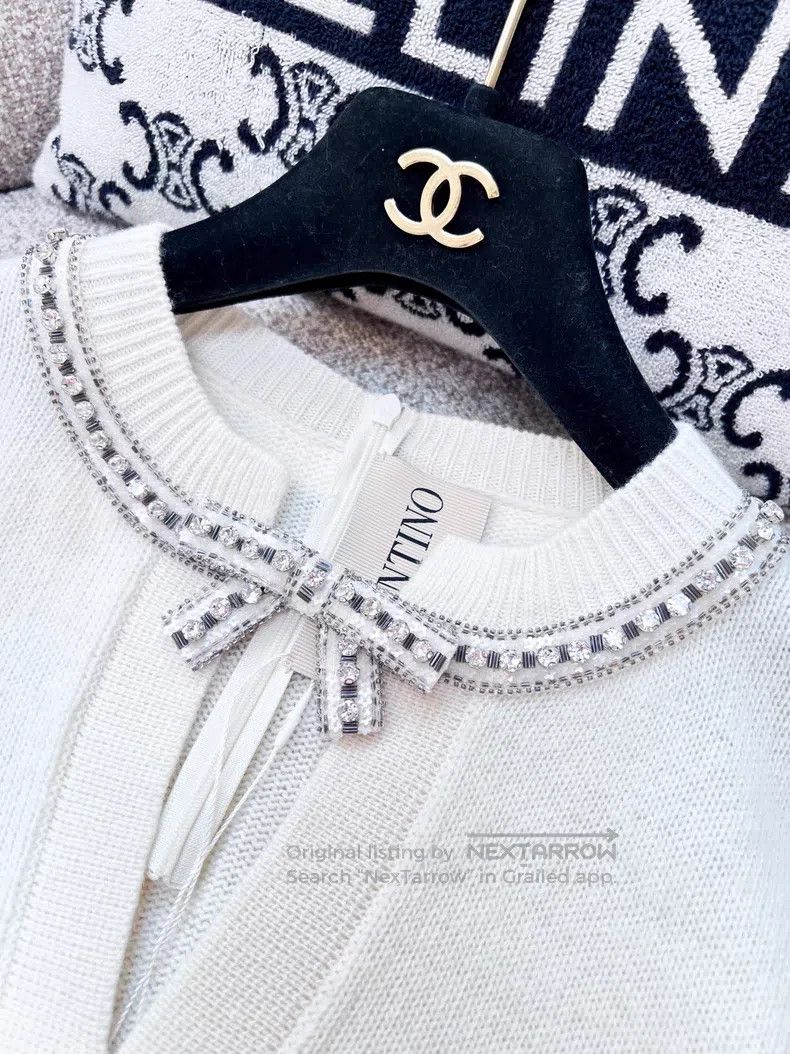 Valentino Valentino A long-sleeved knitted sweater with beaded diamo Size L / US 10 / IT 46 - 4 Thumbnail