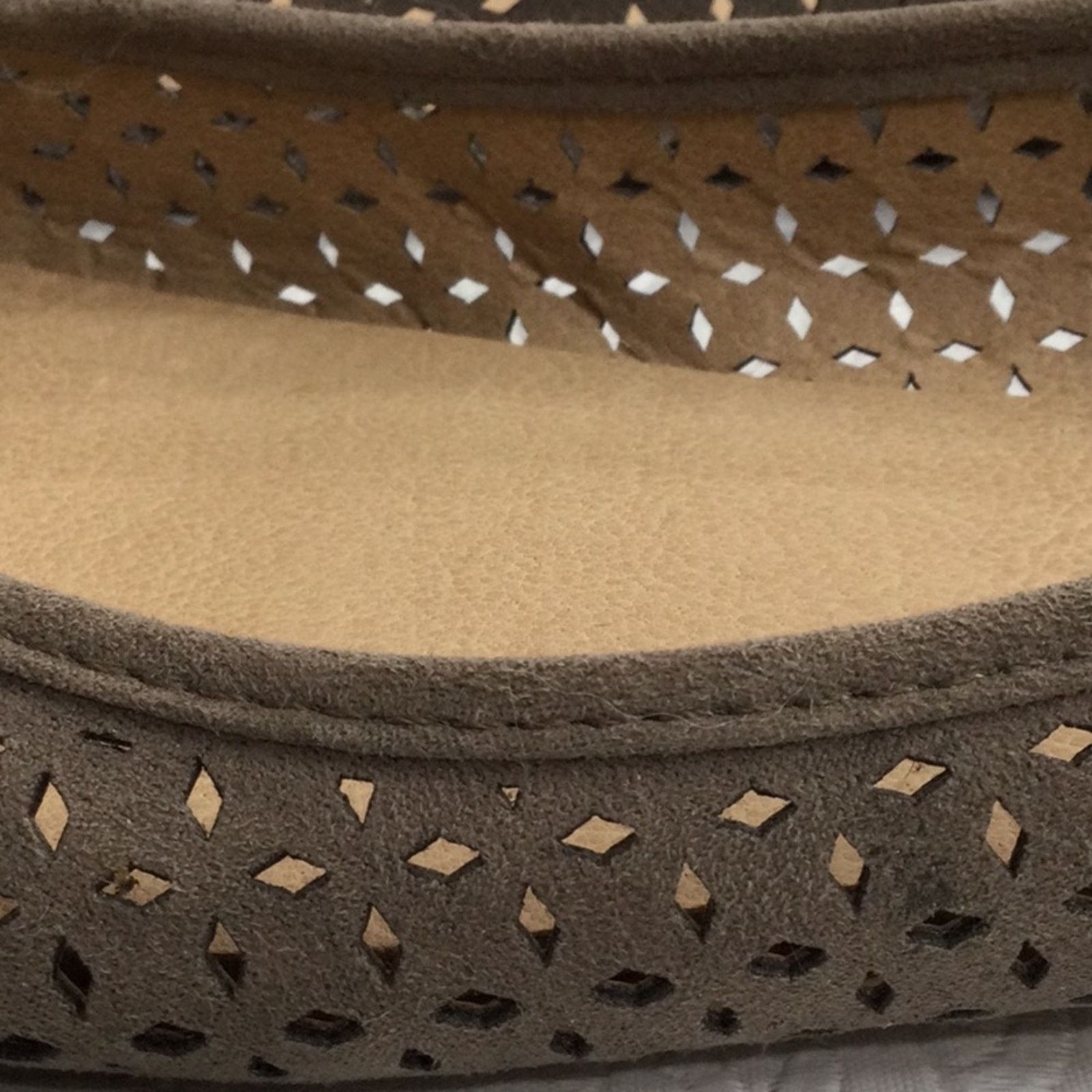Other Universal Thread Boho Eyelet Cut Out Tan Flats Size 10 Size US 10 / IT 40 - 10 Thumbnail