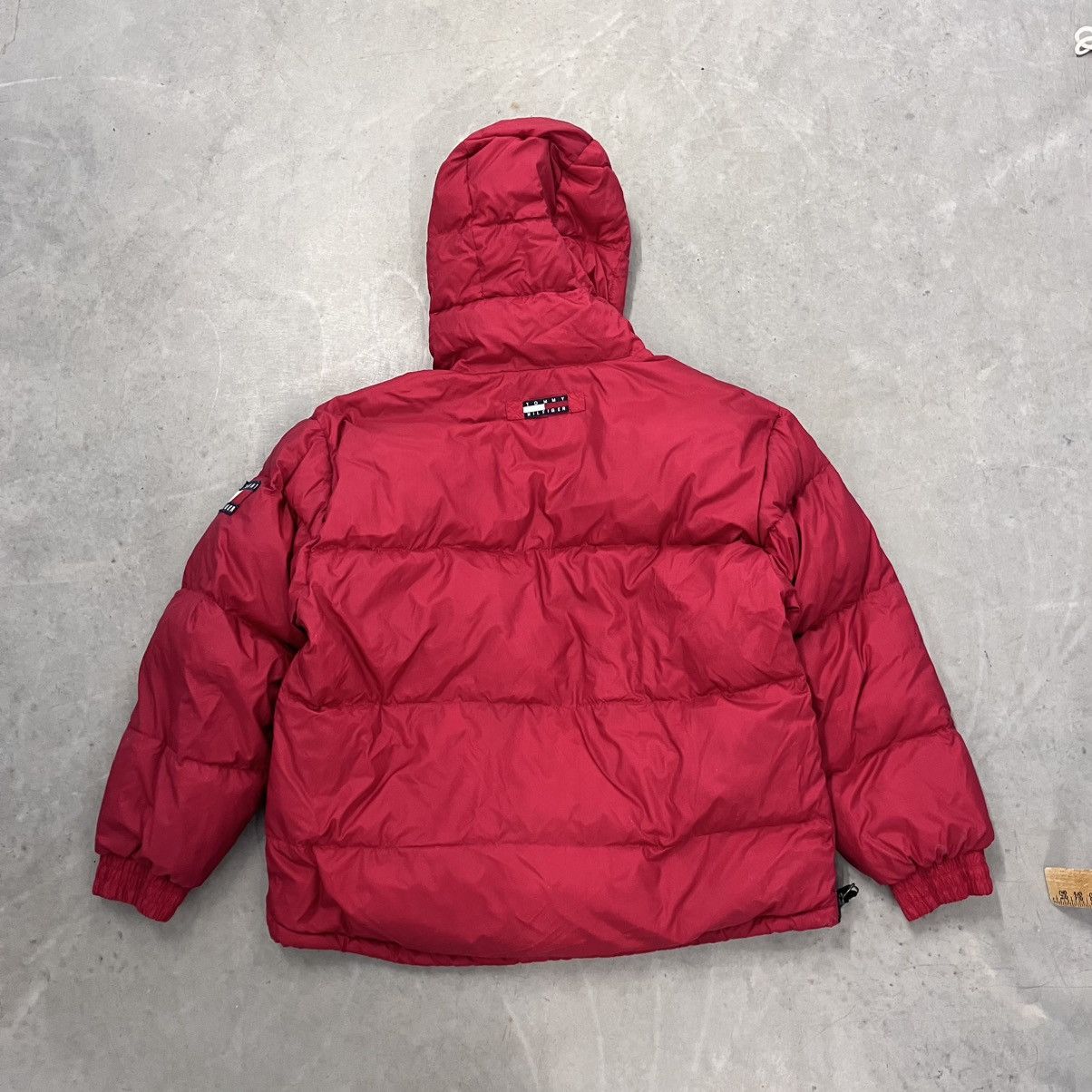 Tommy Hilfiger × Vintage Red Tommy Hilfiger Puffer Hoodie Zip Up Rare hoodie style L Size US L / EU 52-54 / 3 - 5 Thumbnail