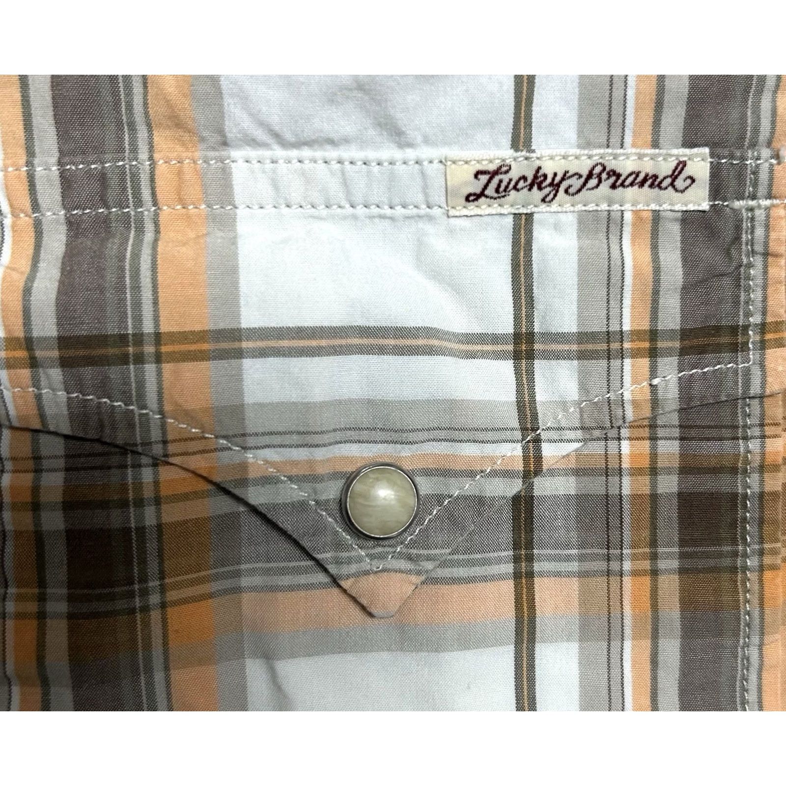 Lucky Brand VINTAGE Lucky Brand Pearl Snap Brown Plaid Shirt Mens Large Brown Plaid Short Sleeve Size US L / EU 52-54 / 3 - 3 Thumbnail