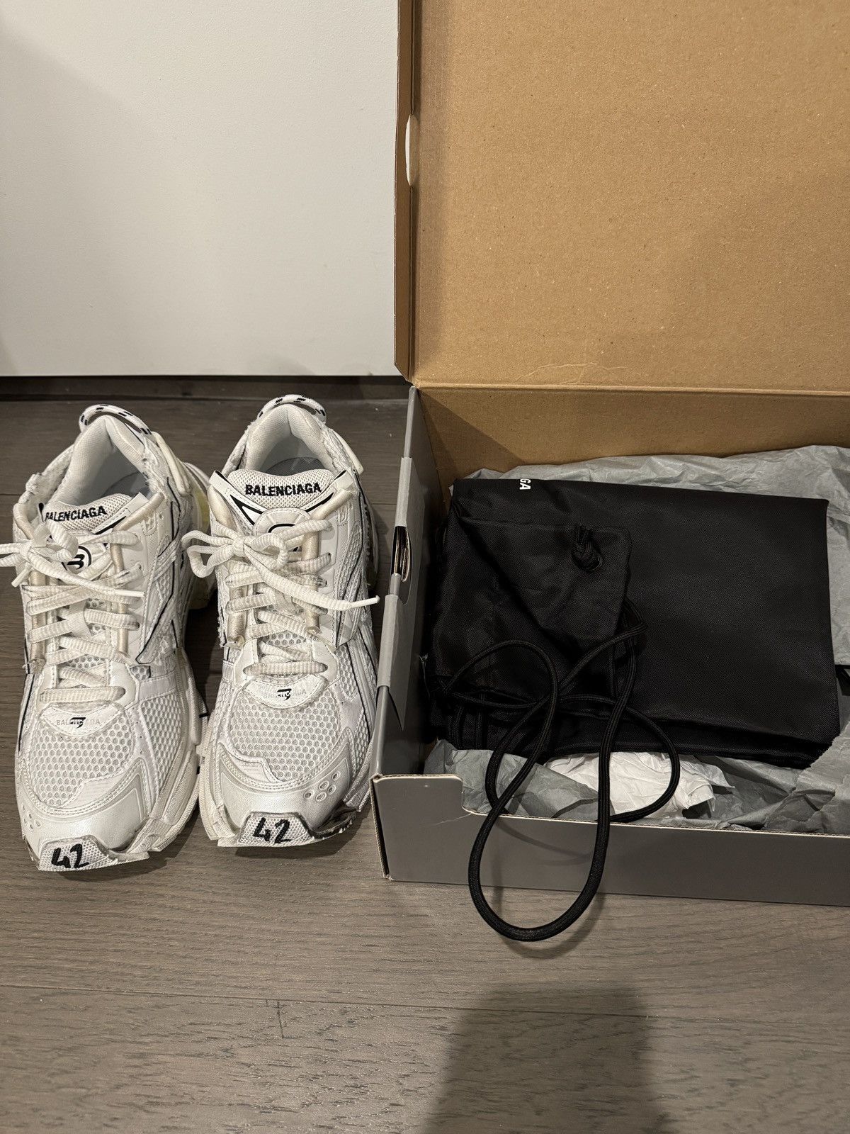 Balenciaga Balenciaga Runner Sneaker Size US 9 / EU 42 - 10 Thumbnail