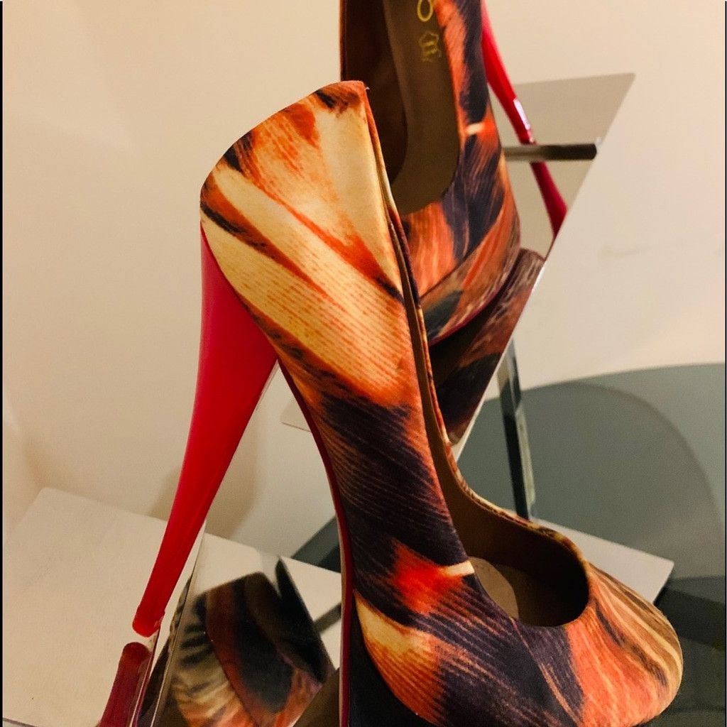 Aldo 💲💲SALE💲💲 Aldo red and printed fabric size 6.5 Size US 6.5 / IT 36.5 - 4 Thumbnail