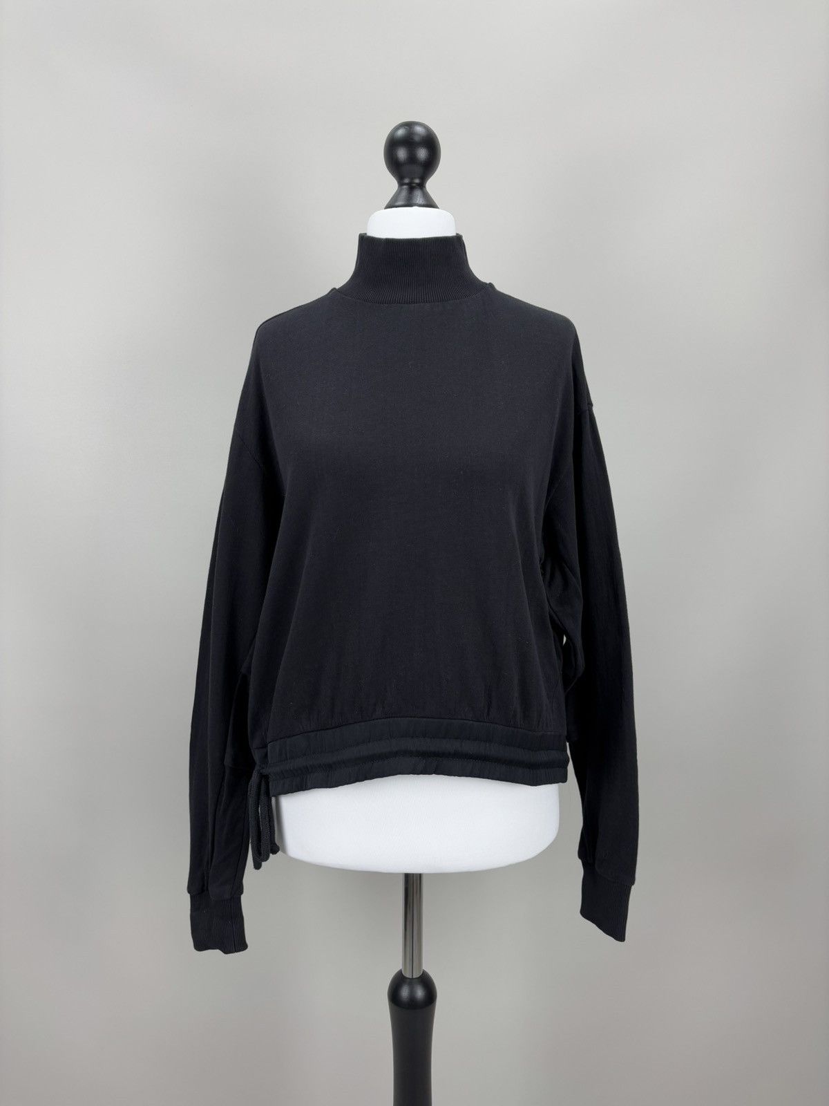 Womens sweatshirt Thom Krom Size XS/S Color Black