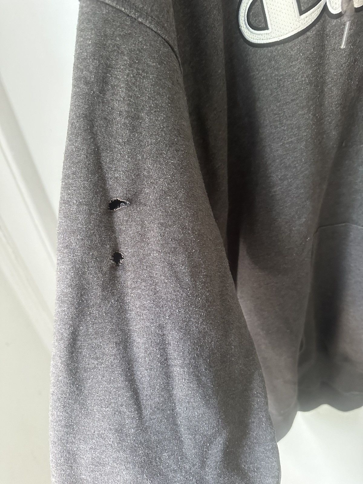 Champion Distressed Vampire Bite Champion Hoodie Size US XXL / EU 58 / 5 - 2 Thumbnail