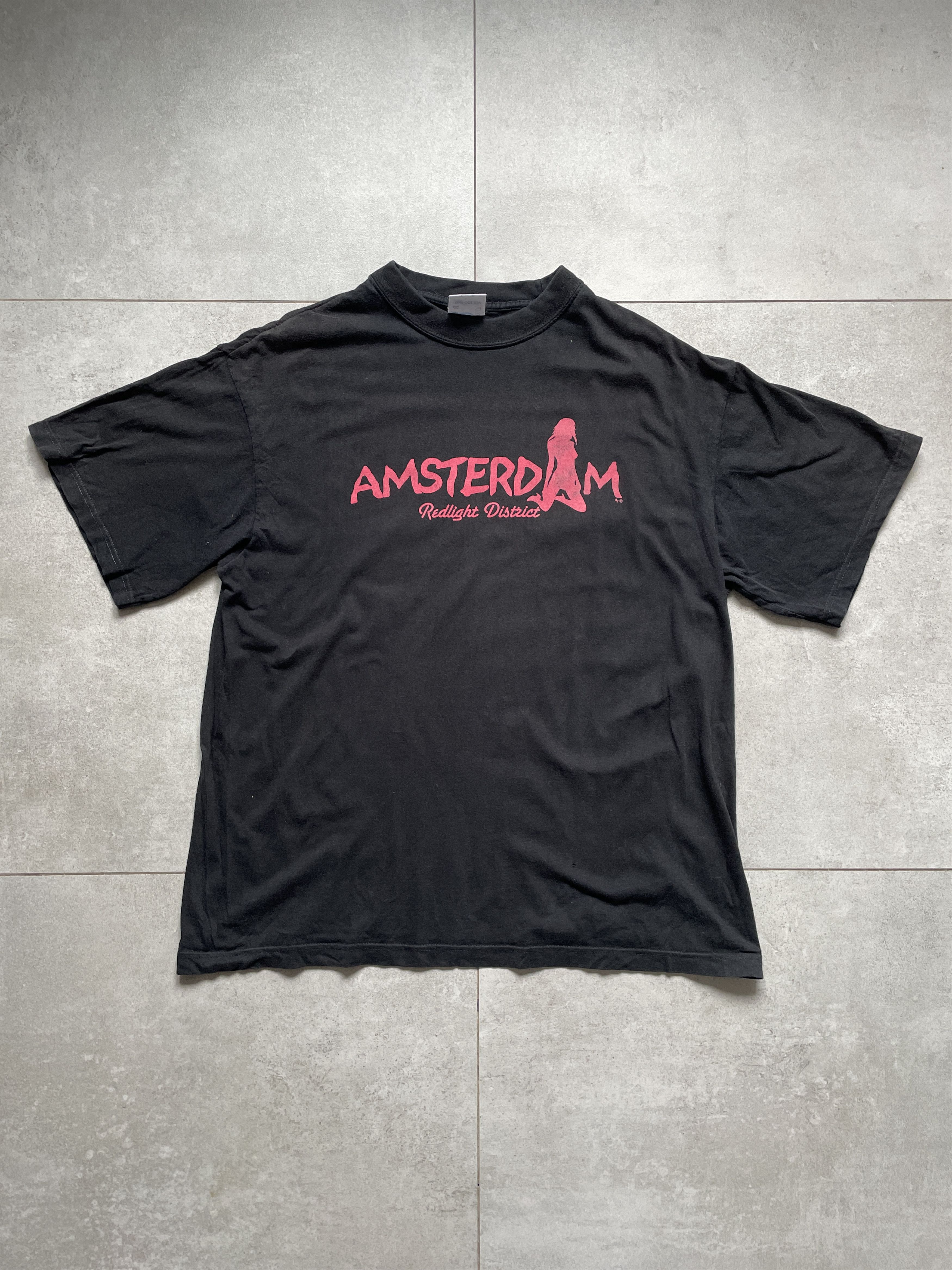 Vintage Y2K AMSTERDAM RED LIGHT DISTRIC PUSSY BLACK WASHED BOXY TEE Size US XL / EU 56 / 4 - 1 Thumbnail