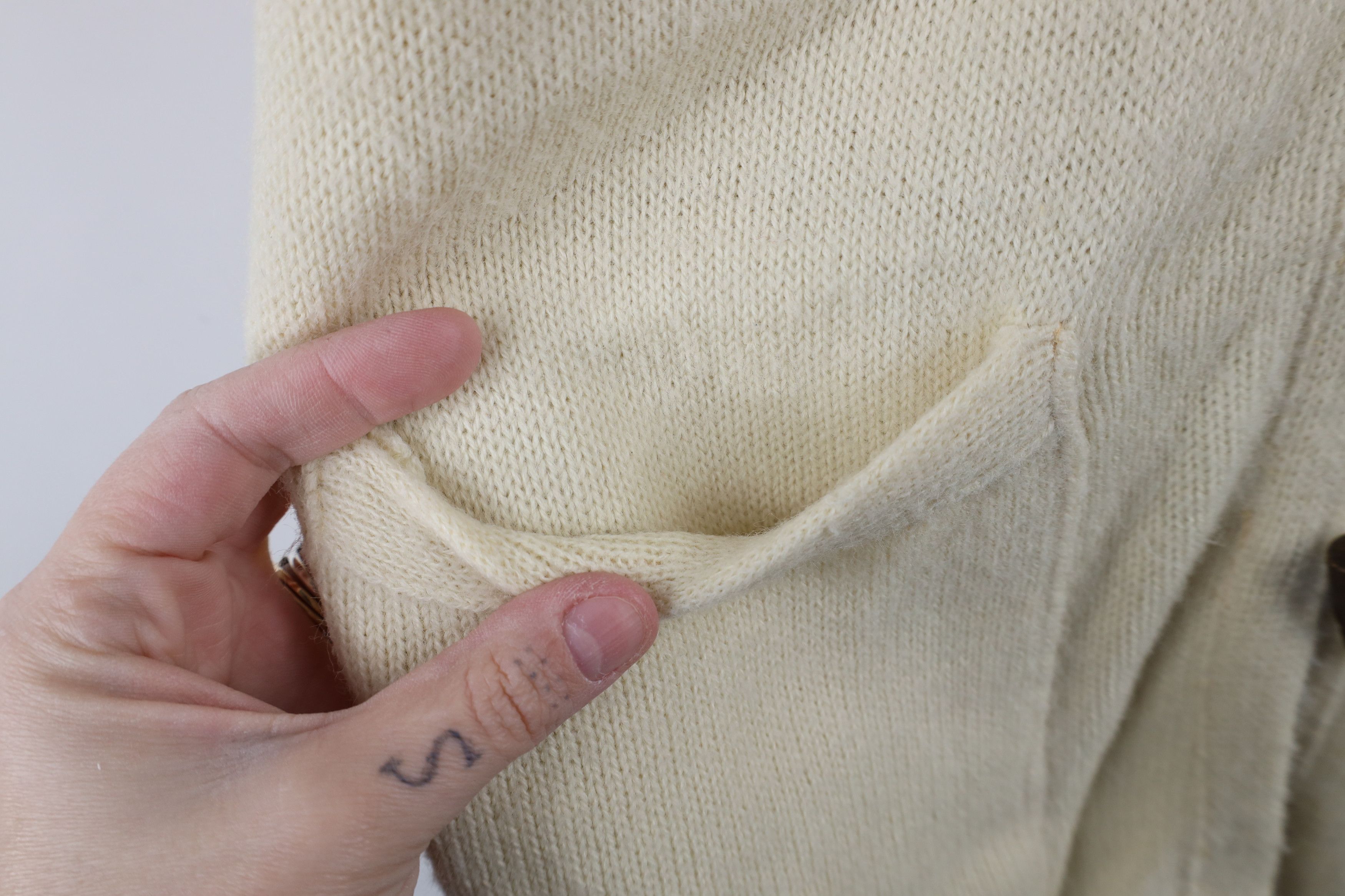Vintage Vintage 60s 70s Boho Chic Toggle Button Cardigan Sweater Size M / US 6-8 / IT 42-44 - 6 Thumbnail