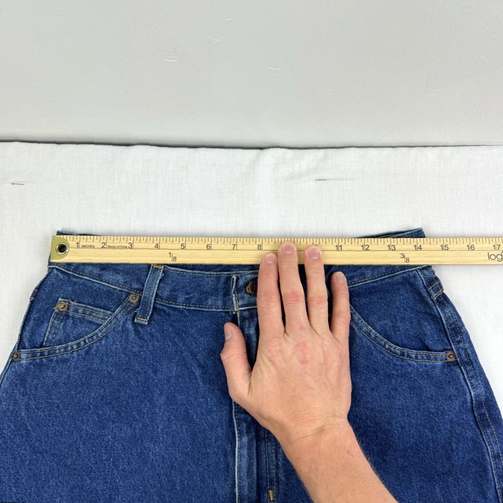 Vintage VINTAGE 1970s Jeans Women 13/14 High Rise Blue Denim Zipper Hipster Straight 29.5 Inseam USA 70s Size 34" / US 12 / IT 48 - 6 Thumbnail