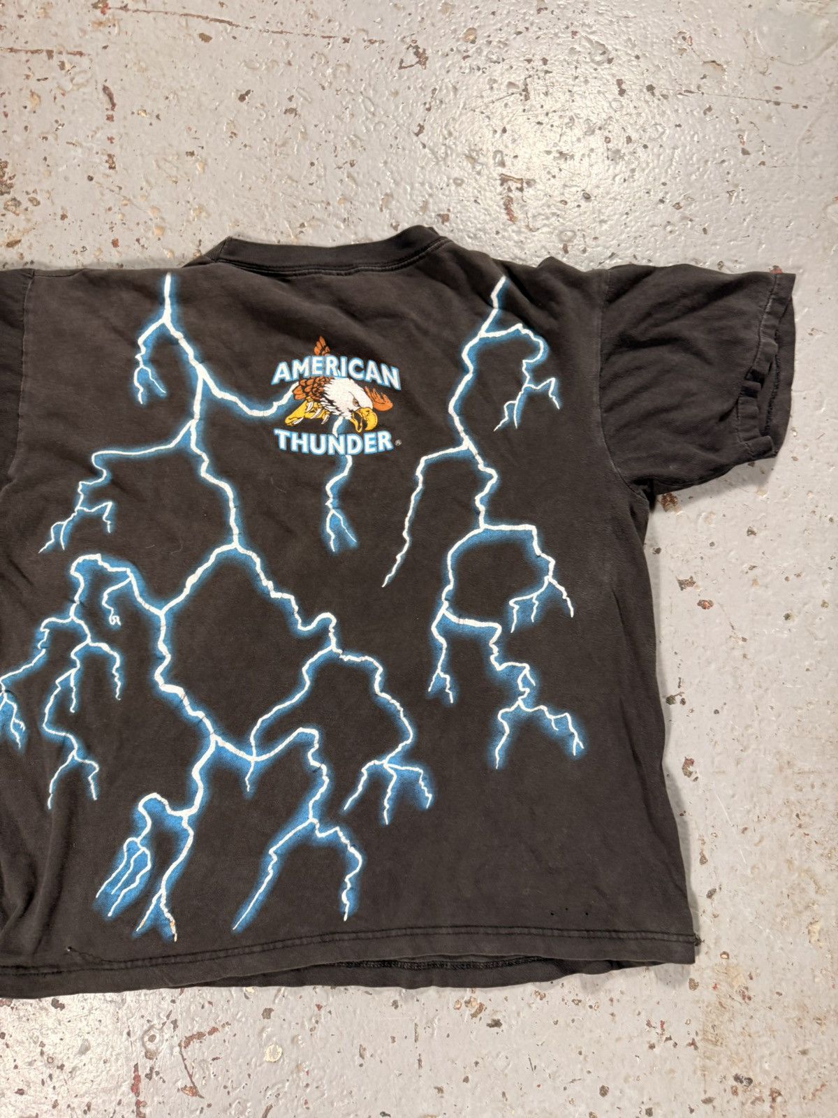 Other American Thunder Lightning Native Faded Tee Size US L / EU 52-54 / 3 - 11 Thumbnail