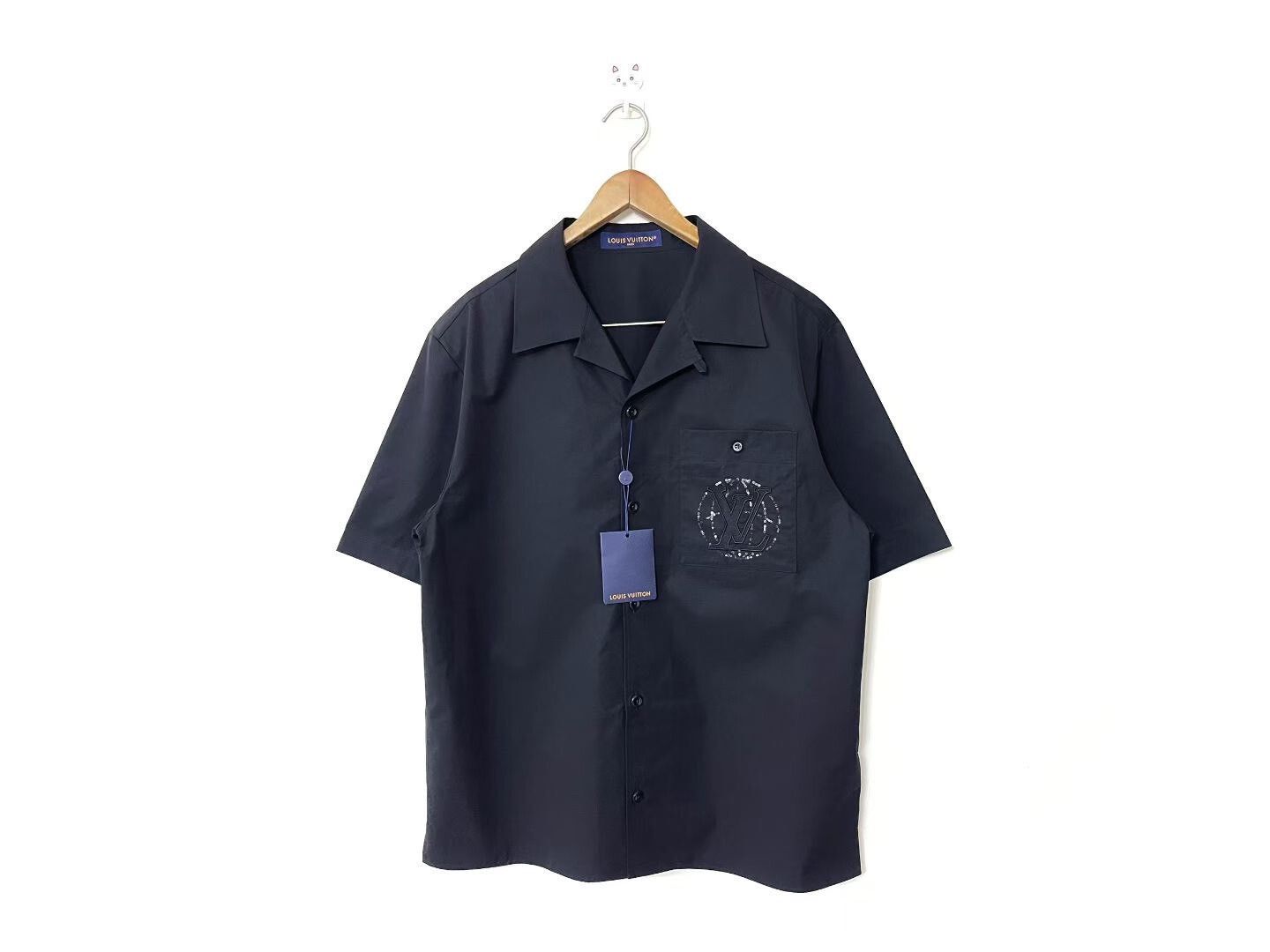 Louis Vuitton Louis Vuitton Retro Embroidered Shirt l Men Size US L / EU 52-54 / 3 - 1 Thumbnail