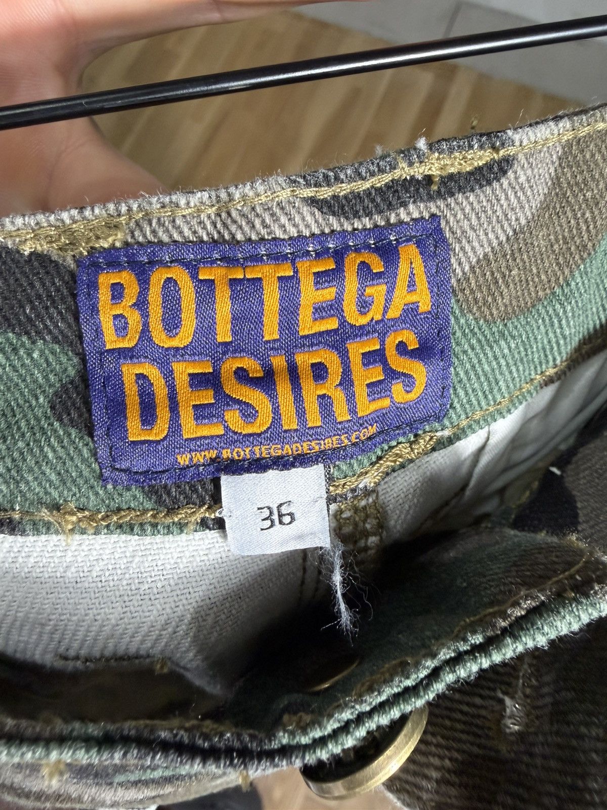 Bottega Desires BOTTEGA DESIRES Camo Cargo Shorts Size US 30 / EU 46 - 3 Thumbnail