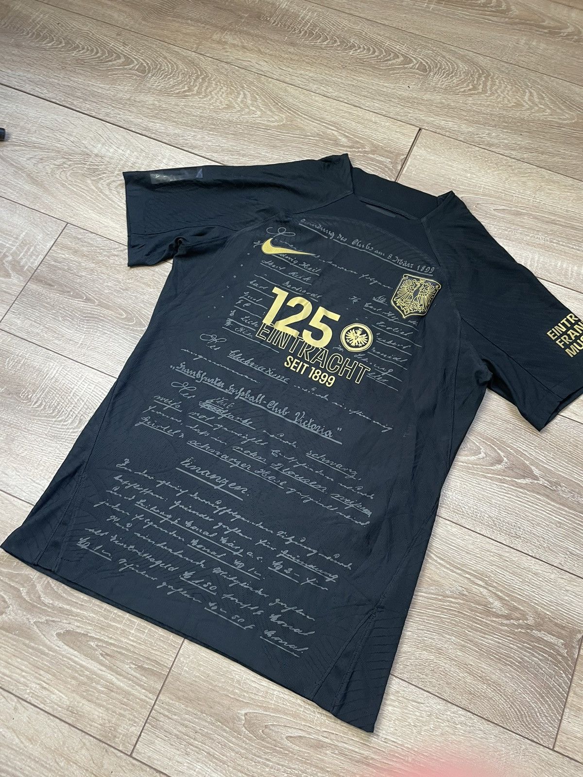 Nike RARE Eintracht 125th Museum Shirt Player Issue Bahoya #19 Size US M / EU 48-50 / 2 - 2 Thumbnail