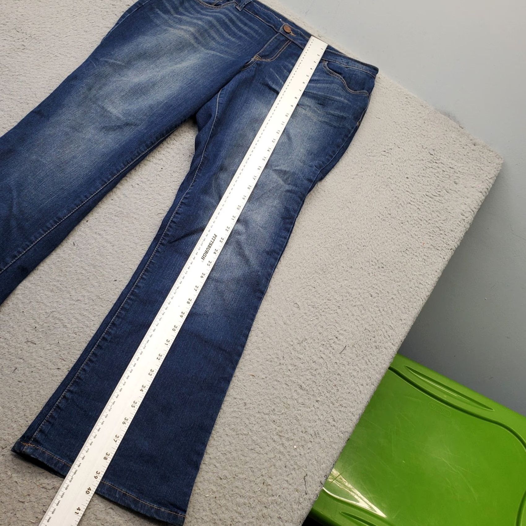 Vintage Style&co. Bootcut Jeans Womens Size 14 Blue Denim Stretch Flat Front Faded Whiskered Size 36" / US 14 / IT 50 - 4 Thumbnail