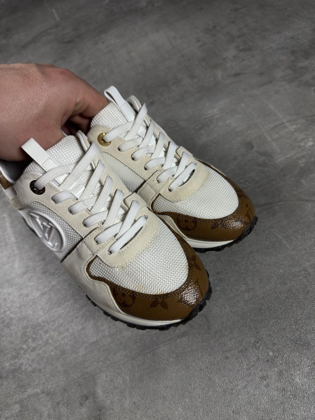 Louis Vuitton Louis Vuitton Run Away Sneakers – Cream / Brown Size US 5 / EU 37 - 4 Thumbnail