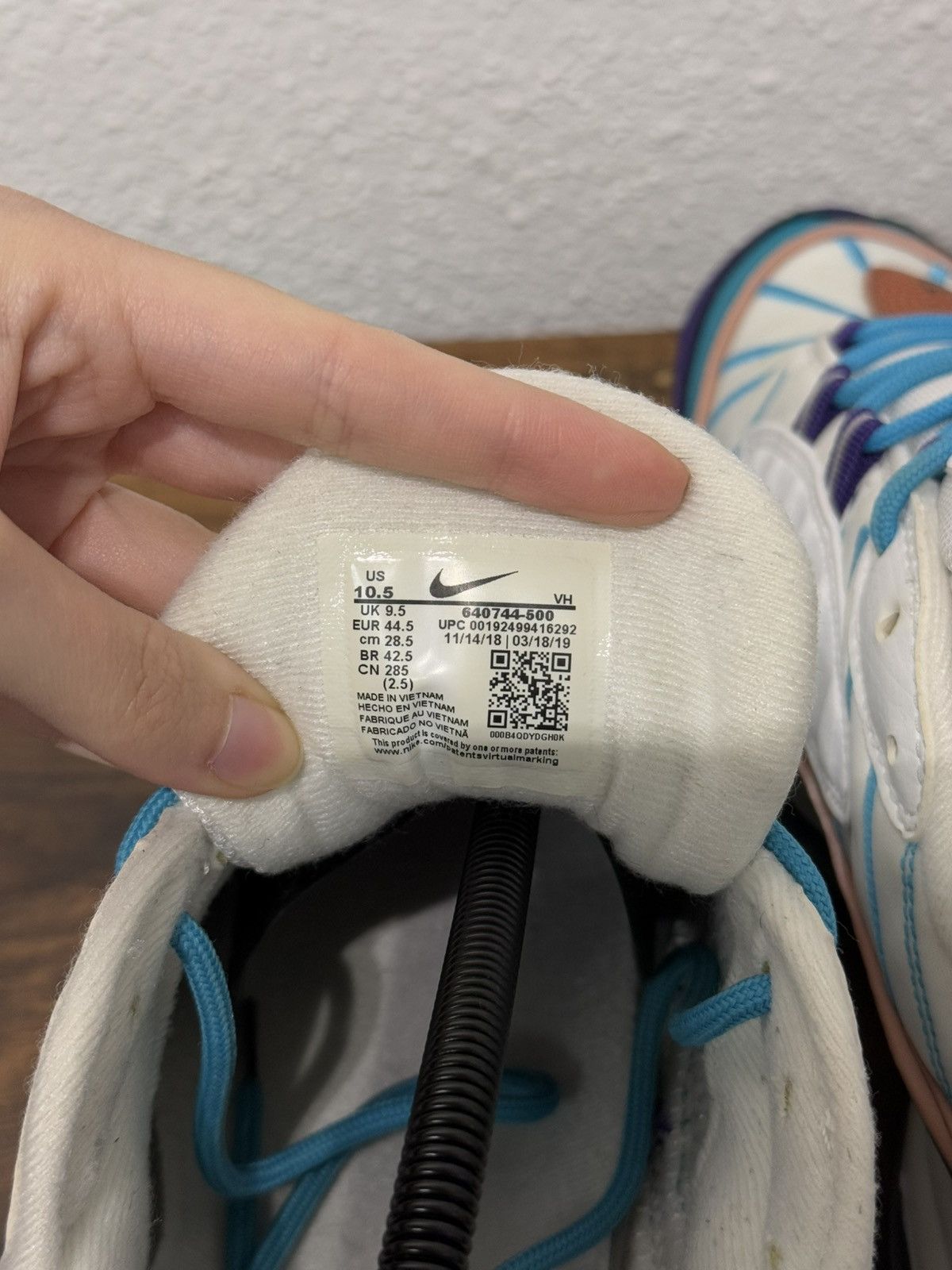 Nike Nike Air Max 98 Hornets size 10.5 Size US 10.5 / EU 43-44 - 11 Thumbnail
