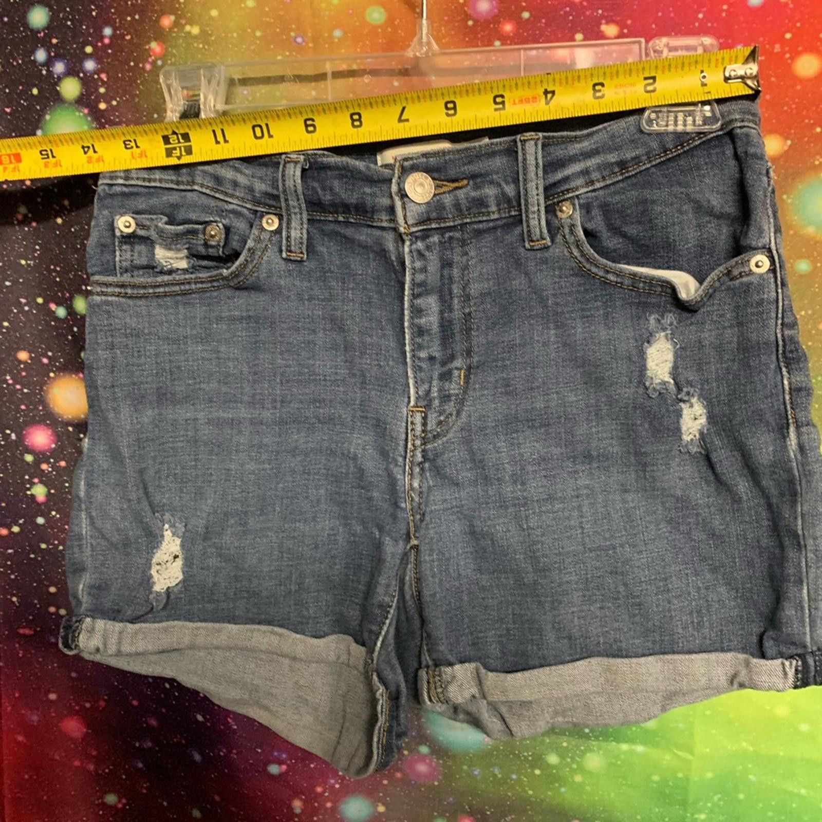Designer Blue Jean Shorts with Distressed Rolled Hem Size 27" / US 4 / IT 40 - 3 Thumbnail