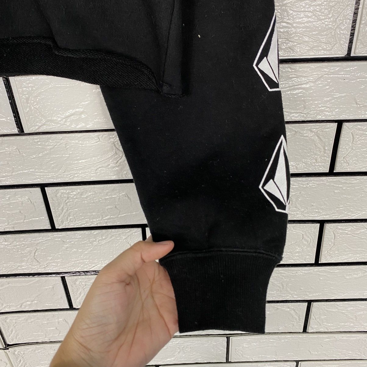 Japanese Brand 📌Cropped Striped Biker Hoodie Sweatshirt Volcom Big Logo Size US M / EU 48-50 / 2 - 15 Thumbnail