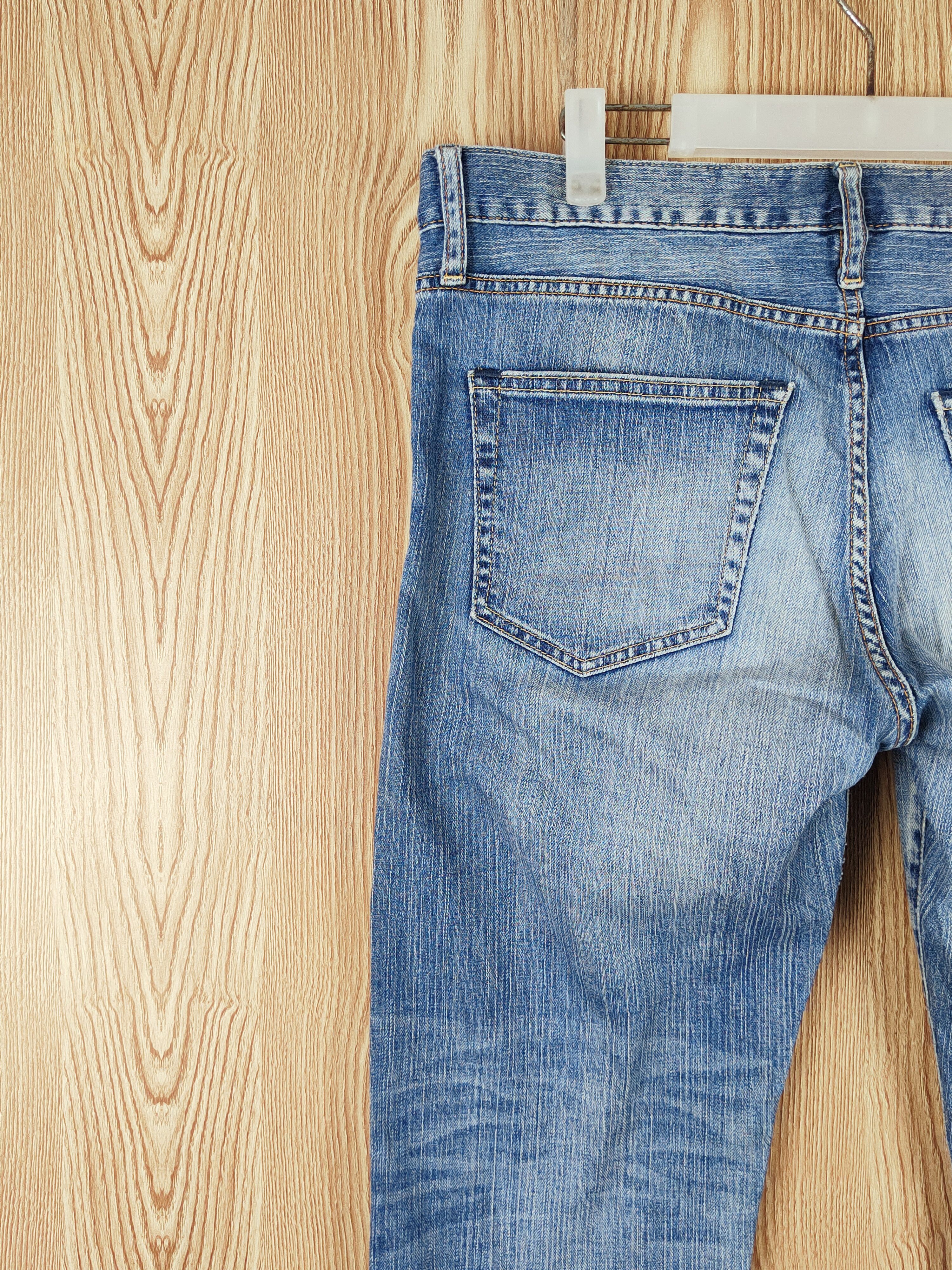 Japanese Brand Uniqlo Blue Faded Distressed Ripped Jeans #S2774 Size US 34 / EU 50 - 8 Thumbnail