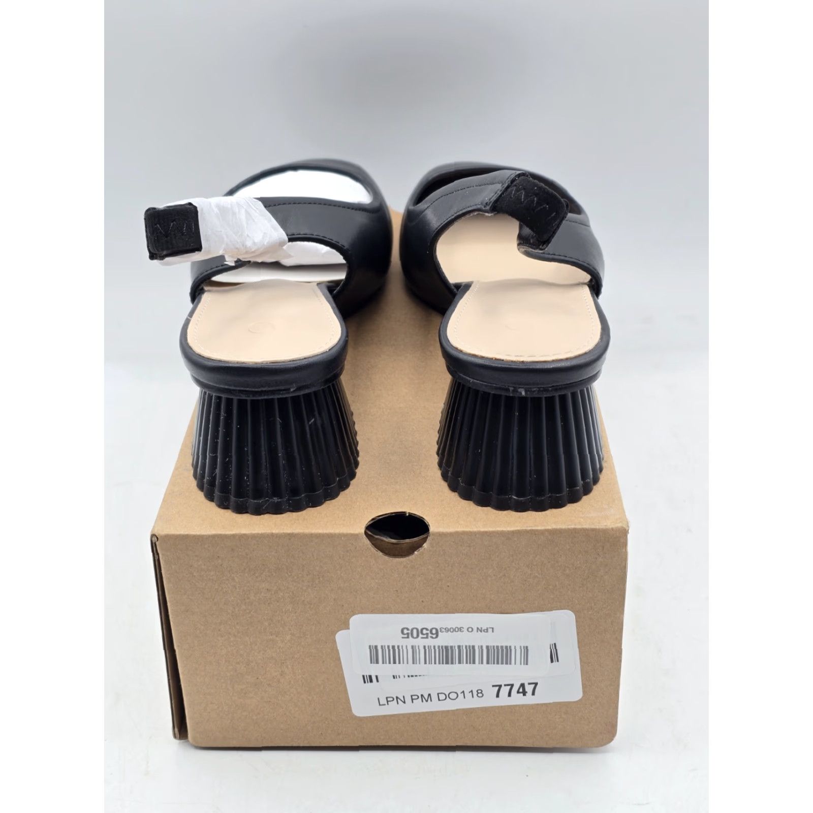 Vintage NIB Juliet Holy Women's Slingback Low Chunky Heels - Black - Lace Pull On - Size 6 - Pump, Heel, Block - Sandals? Size US 6 / IT 36 - 6 Thumbnail
