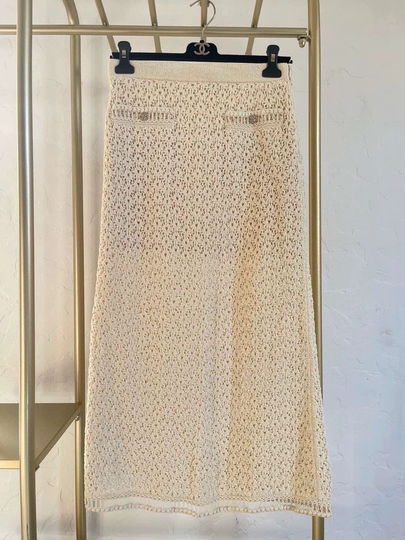 Chanel Chanel Camellia braided skirt Size 25" / US 0 / IT 36 - 1 Thumbnail