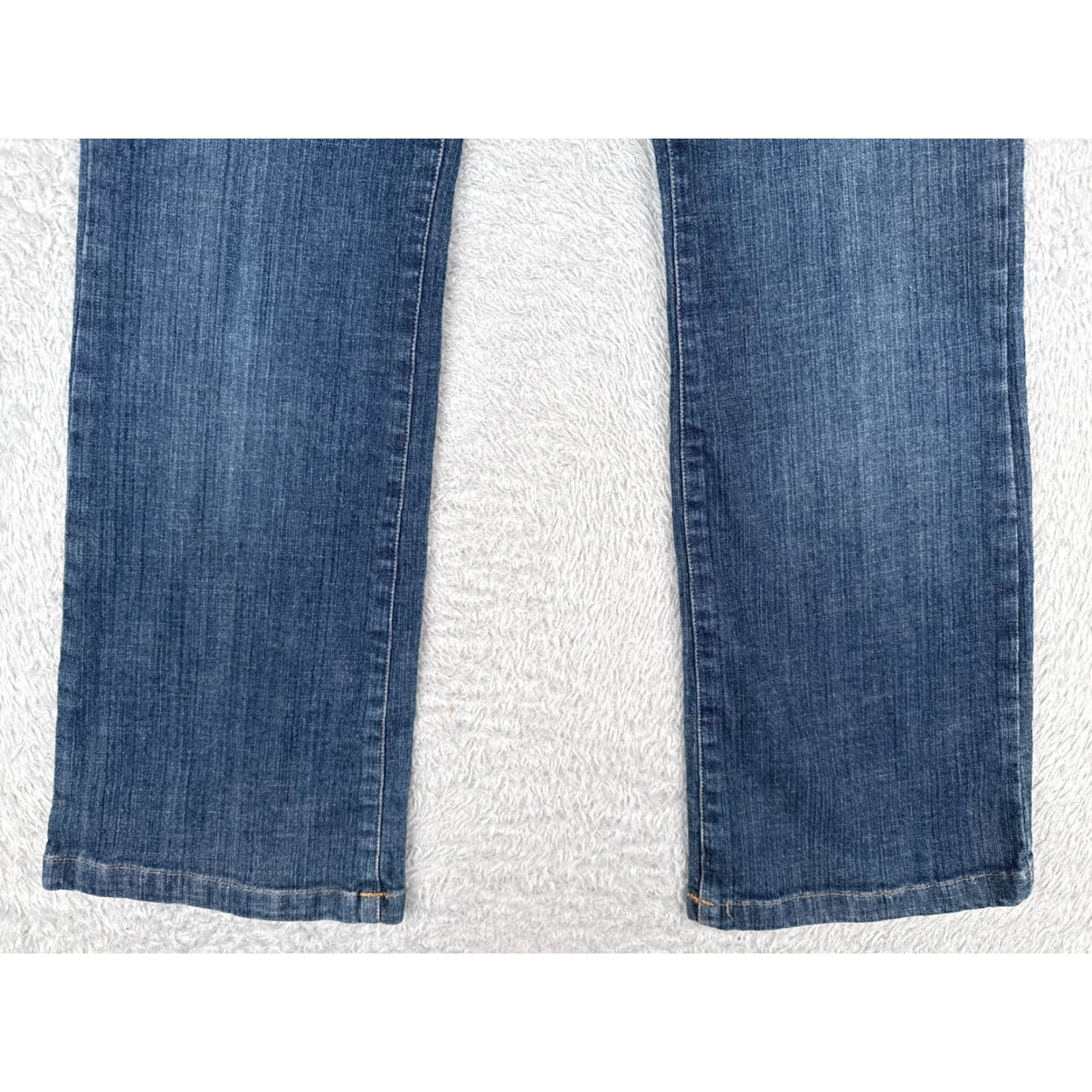 Denime Daisy Fuentes Jeans Womens 8P Blue Denim Boot Cut Low Rise Cotton 29x29 Daisy Fuentes Size 30" / US 8 / IT 44 - 2 Thumbnail