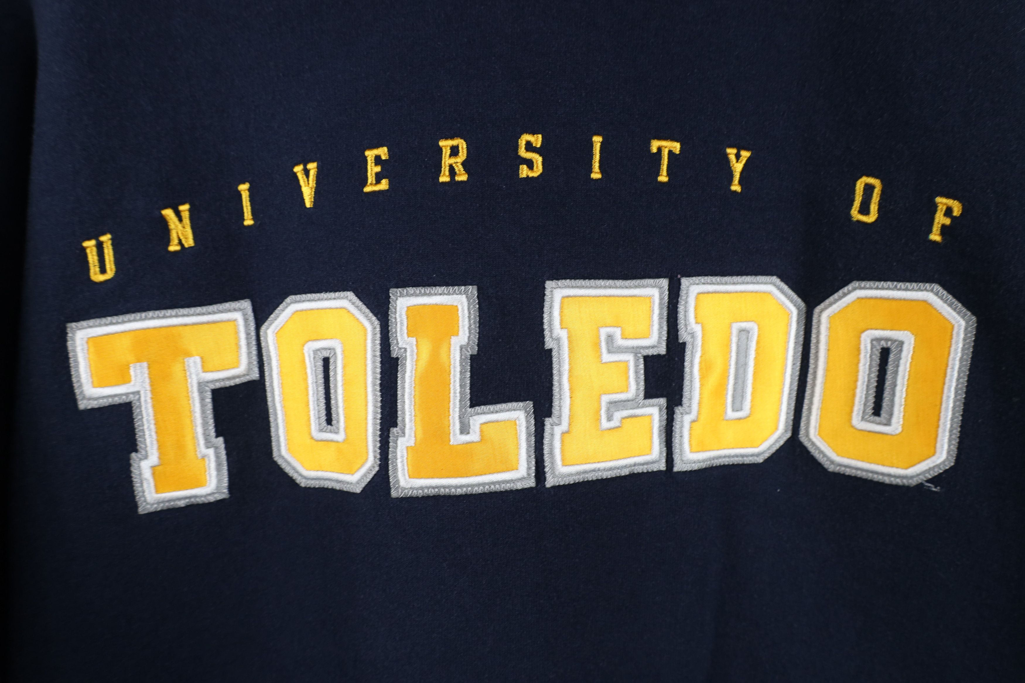 Champion Vintage 90s Champion University of Toledo Hoodie Sweatshirt Size US M / EU 48-50 / 2 - 8 Thumbnail