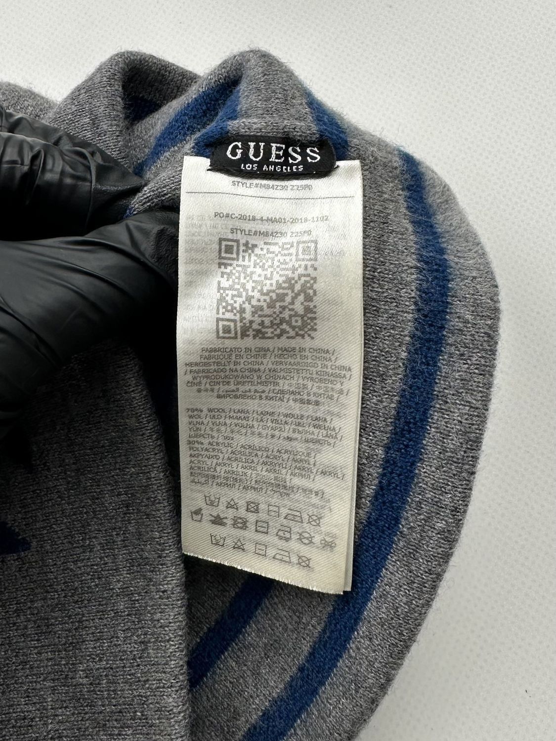 Guess Guess Hat (322) Size ONE SIZE - 4 Thumbnail