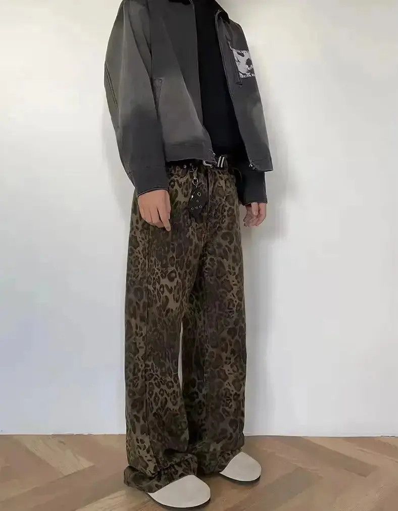 Japanese Brand Vintage Brown Leopard Print Straight Leg Jeans Size US 32 / EU 48 - 2 Thumbnail