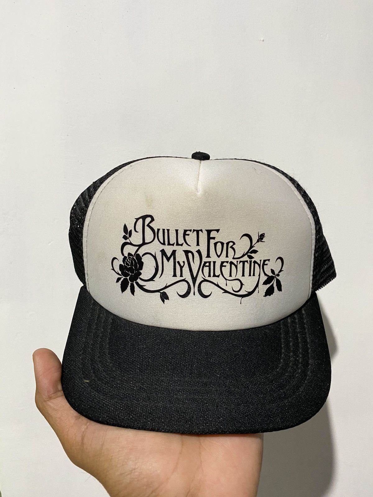 Band Tees × Vintage Vintage bullet my for valentine Trucker hats Size ONE SIZE - 1 Thumbnail