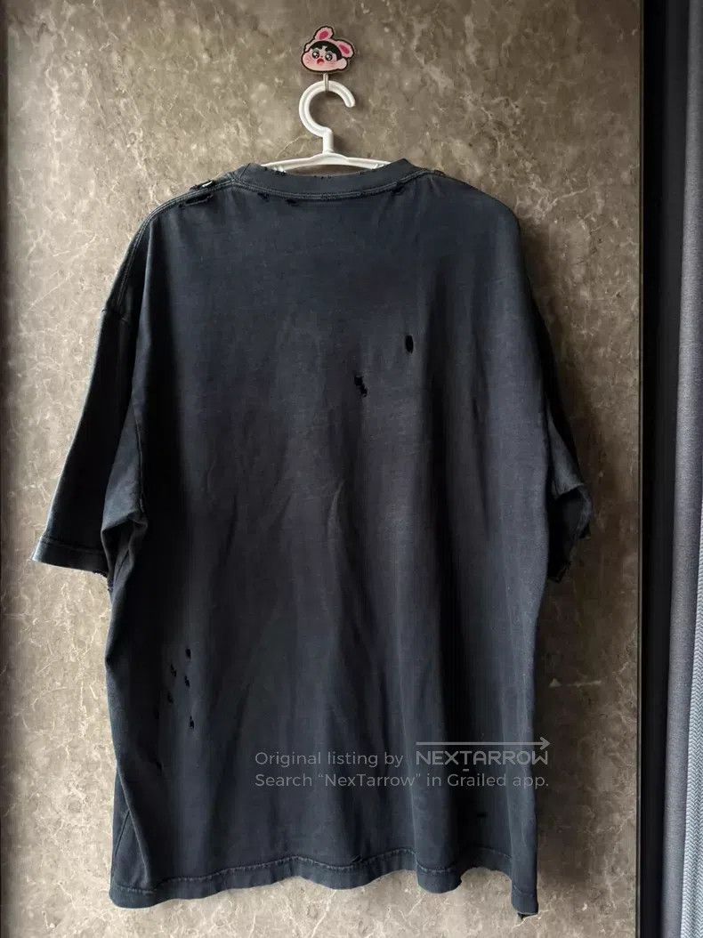 Balenciaga Balenciaga Double B Cracked Washed Short Sleeve Size US L / EU 52-54 / 3 - 2 Thumbnail